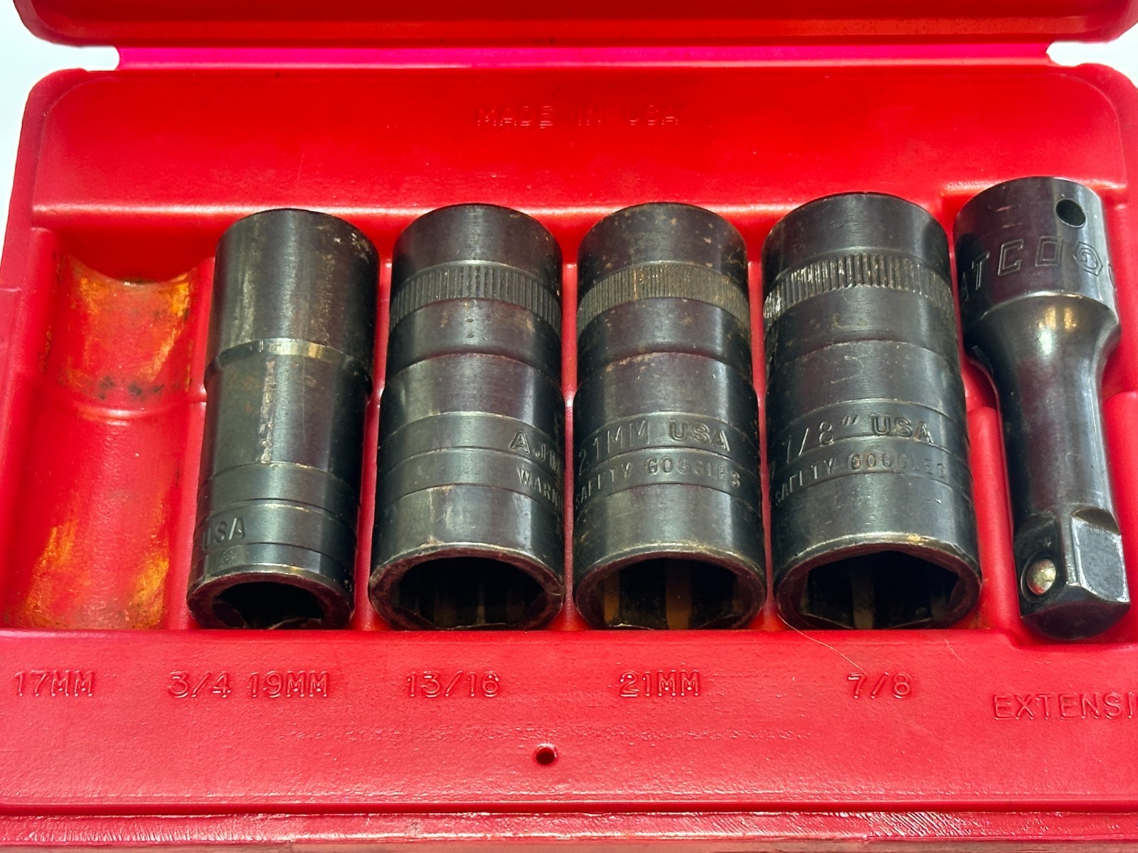 Ken-Tool USA 30111 5pc Double-Duty Flip Socket Set w/ Matco Extension, Missing 1