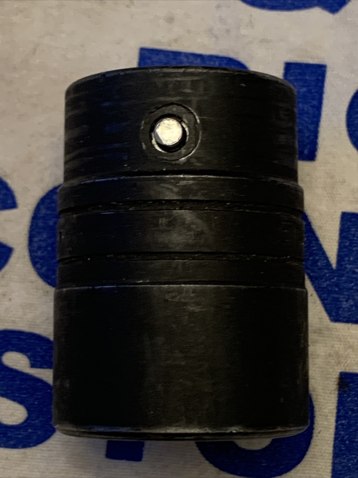 Snap-on Tools USA 3/4″ Dr 1-1/8″ 12pt Black Industrial Finish Socket GLDH362