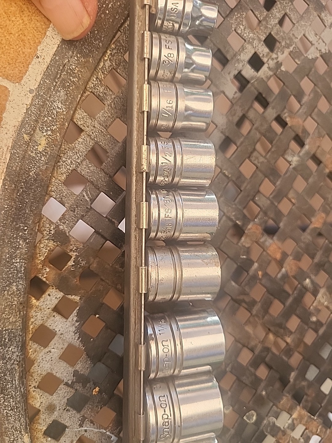 Snap On Tools FS Series Socket Set 7/8 to 1/4″ SAE 6 point 3/8 Drive (11 pieces)