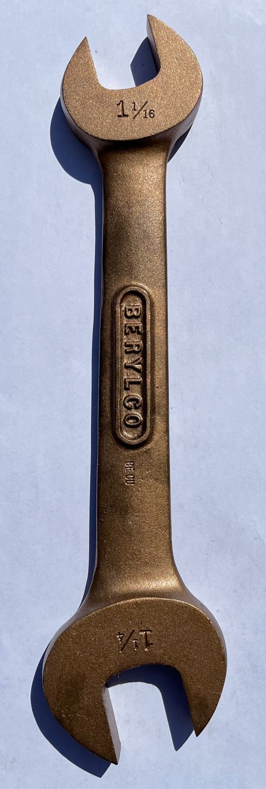 BERYLCO W107 NON SPARKING NON CORROSIVE 1-1/16 X 1-1/4 OPEN END WRENCH