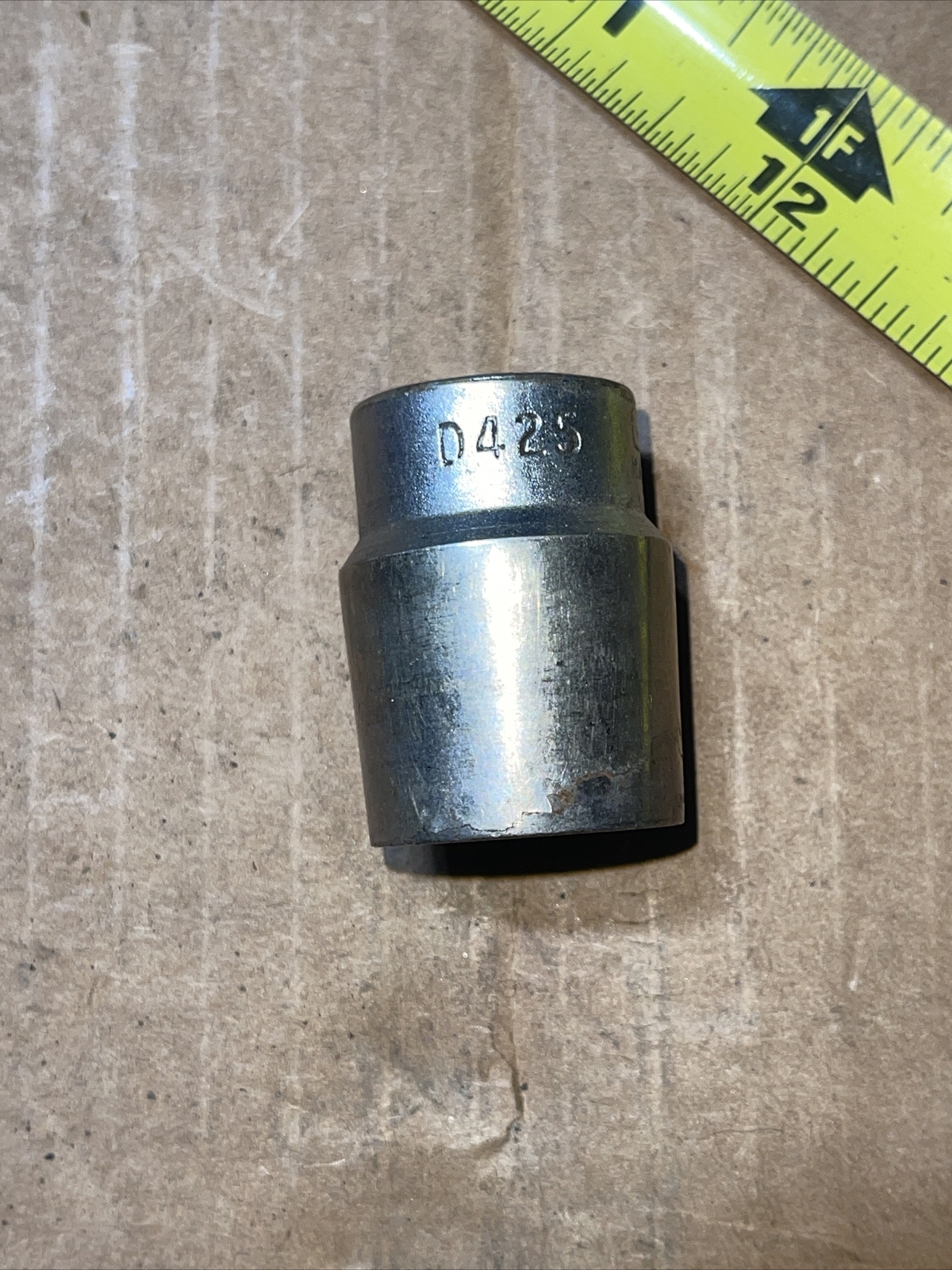 Gray Canada D425 25/32 In SAE 1/2” Drive 12 Point Socket Vintage