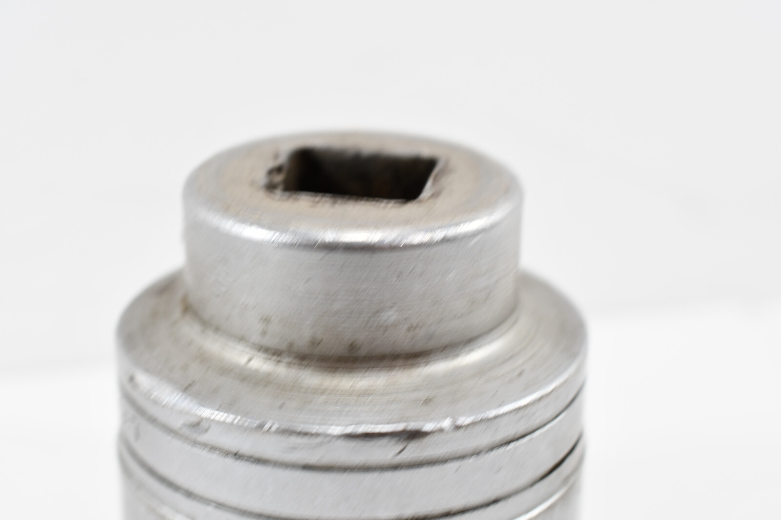 SNAP ON LDH602 1-7/8″ 3/4″ DRIVE SAE 12 POINT SHALLOW SOCKET M348A