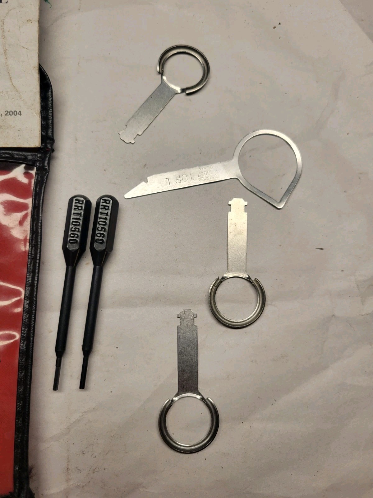 Snap On Tools Car Stereo Removal Tool Kit PPUCH W/6pc RRT105 USA INCOMPLETE USED