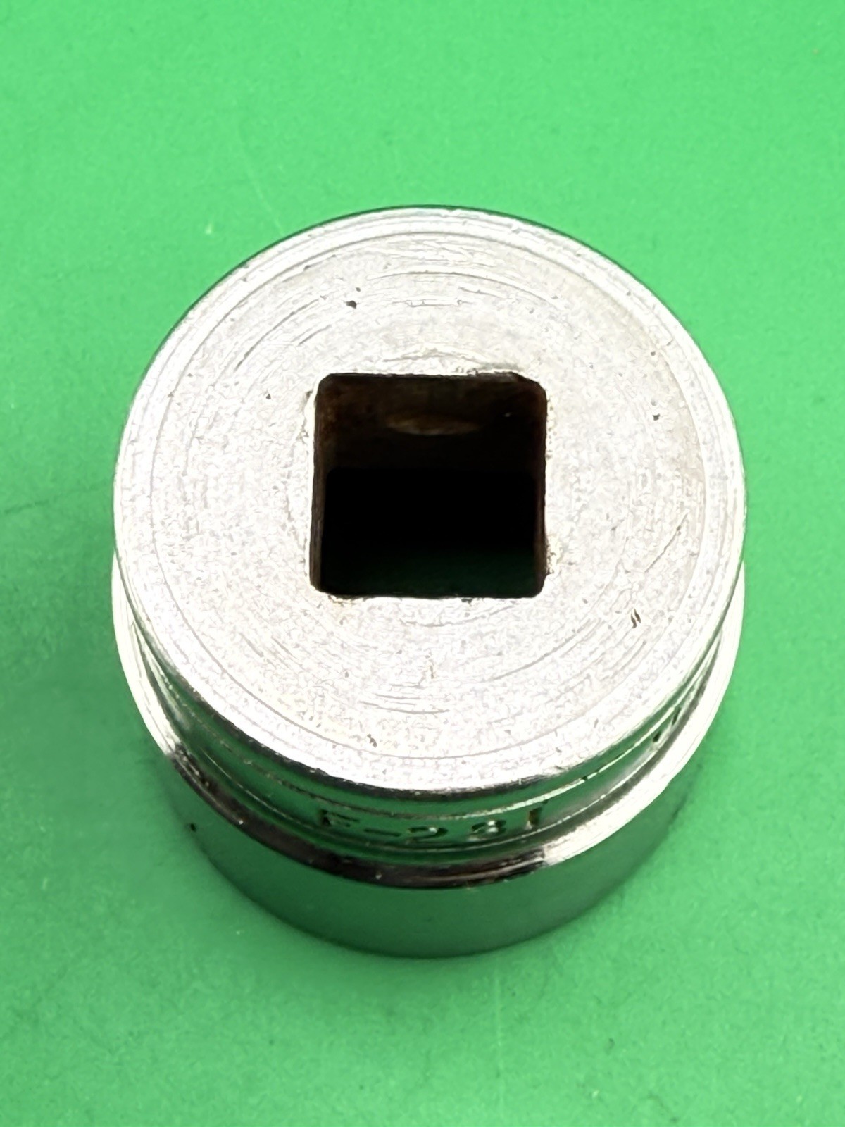 Vintage Snap on Tools 7/8″ Socket 3/8″ Drive 12 Point F-281 USA Year 1956