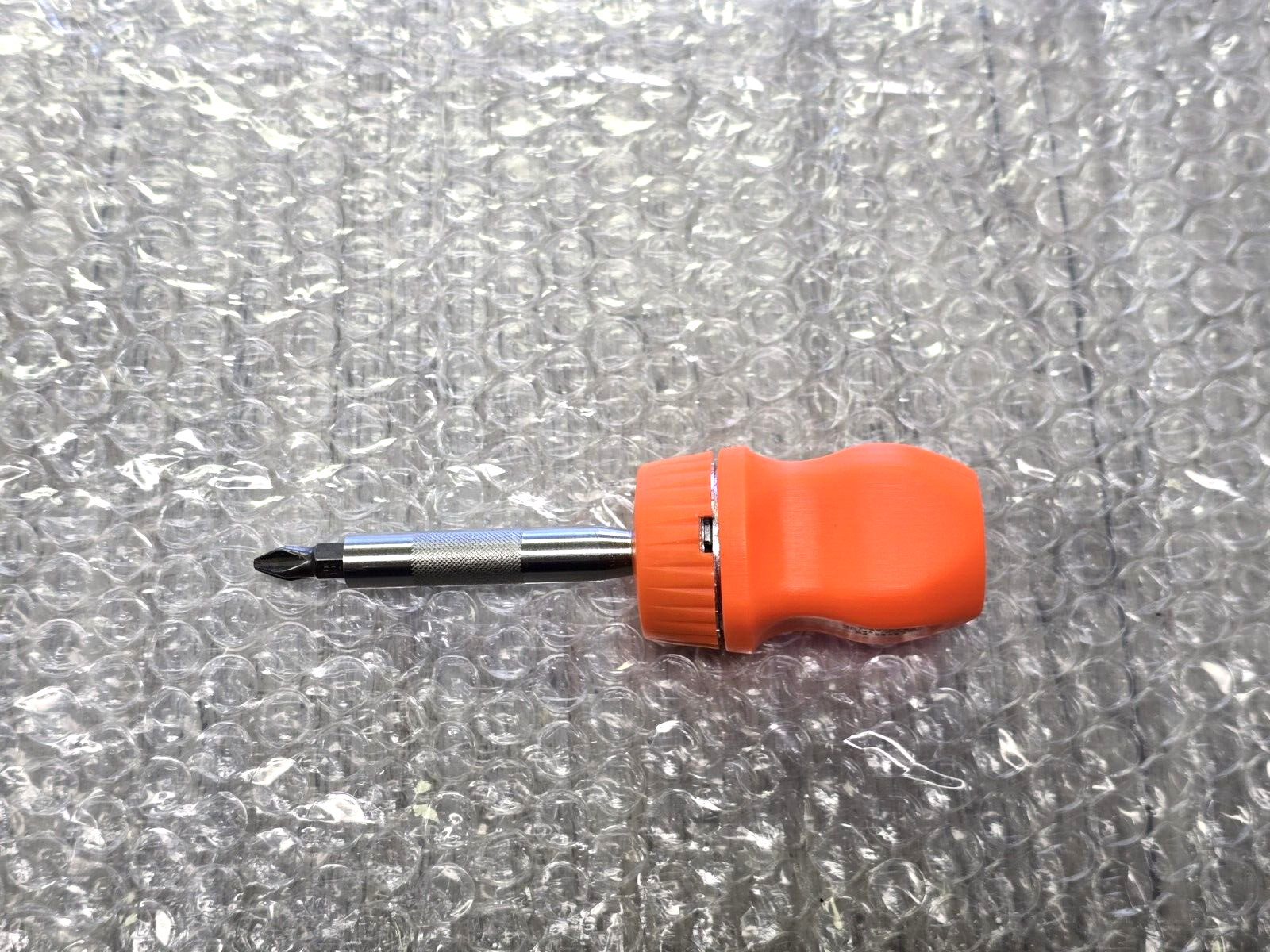 Snap On ™ ELECTRIC ORANGE NEW SSDMR1AR ratcheting stubby hard handle screwdriver