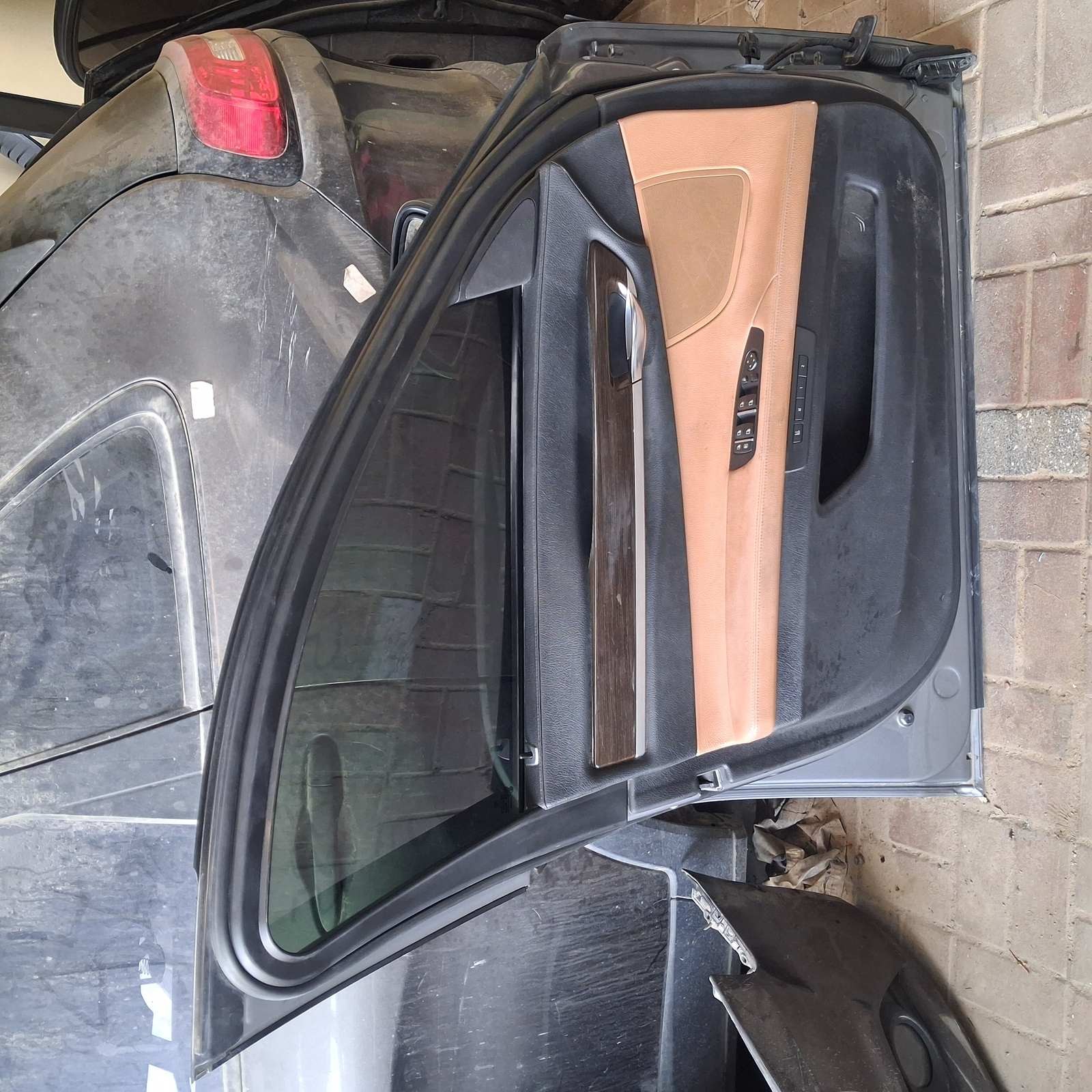 2010 BMW 750i xDrive Door Shell 41525A2A391