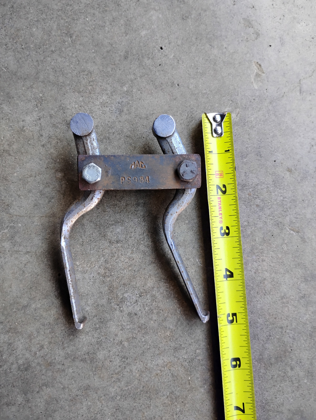 MAC Tools PS954 – 2-Jaw Arm Puller Tool
