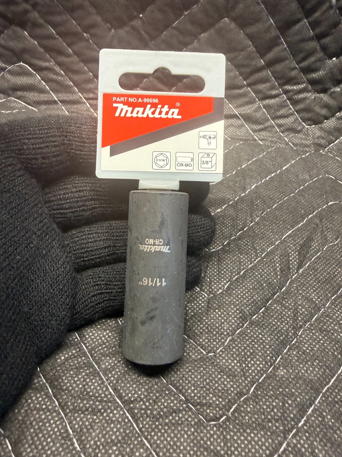 Makita A-99596 11/16″ Deep Well SAE Impact Socket, 3/8″ Drive