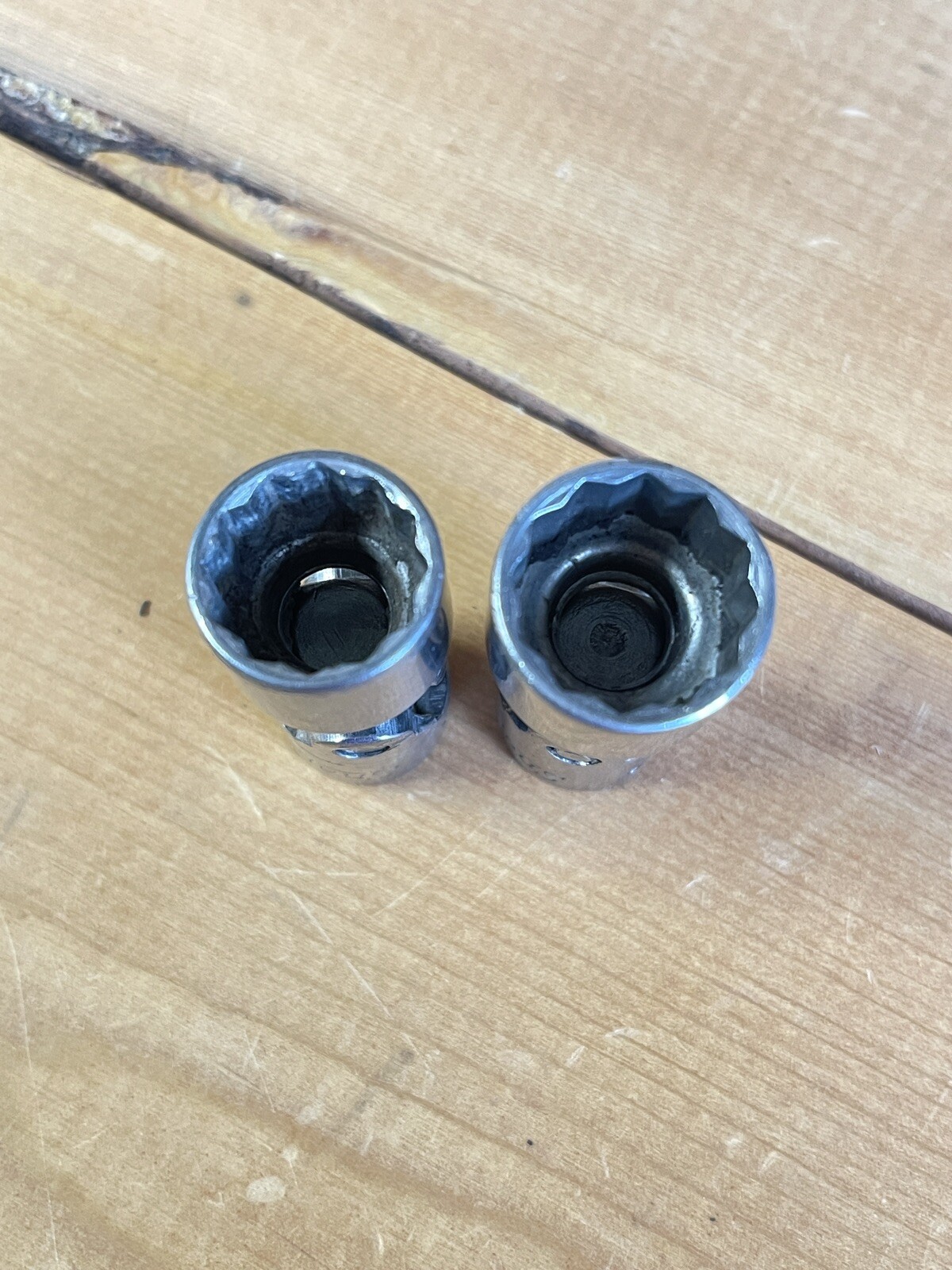 SNAP ON 9/16 FVU 18,- 5/8 FVU20, 3/8 Dr Swivel Socket