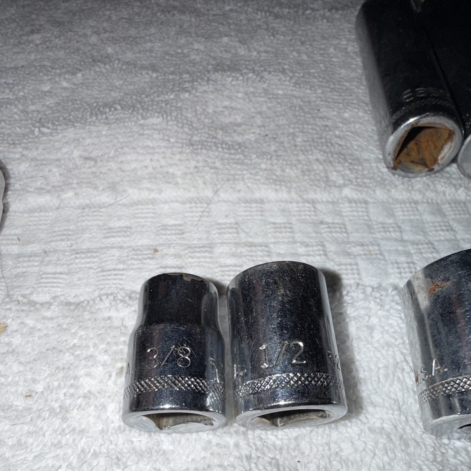Easco 3/8″ Drive SAE 12pt Sockets – Made In USA – 14 pieces