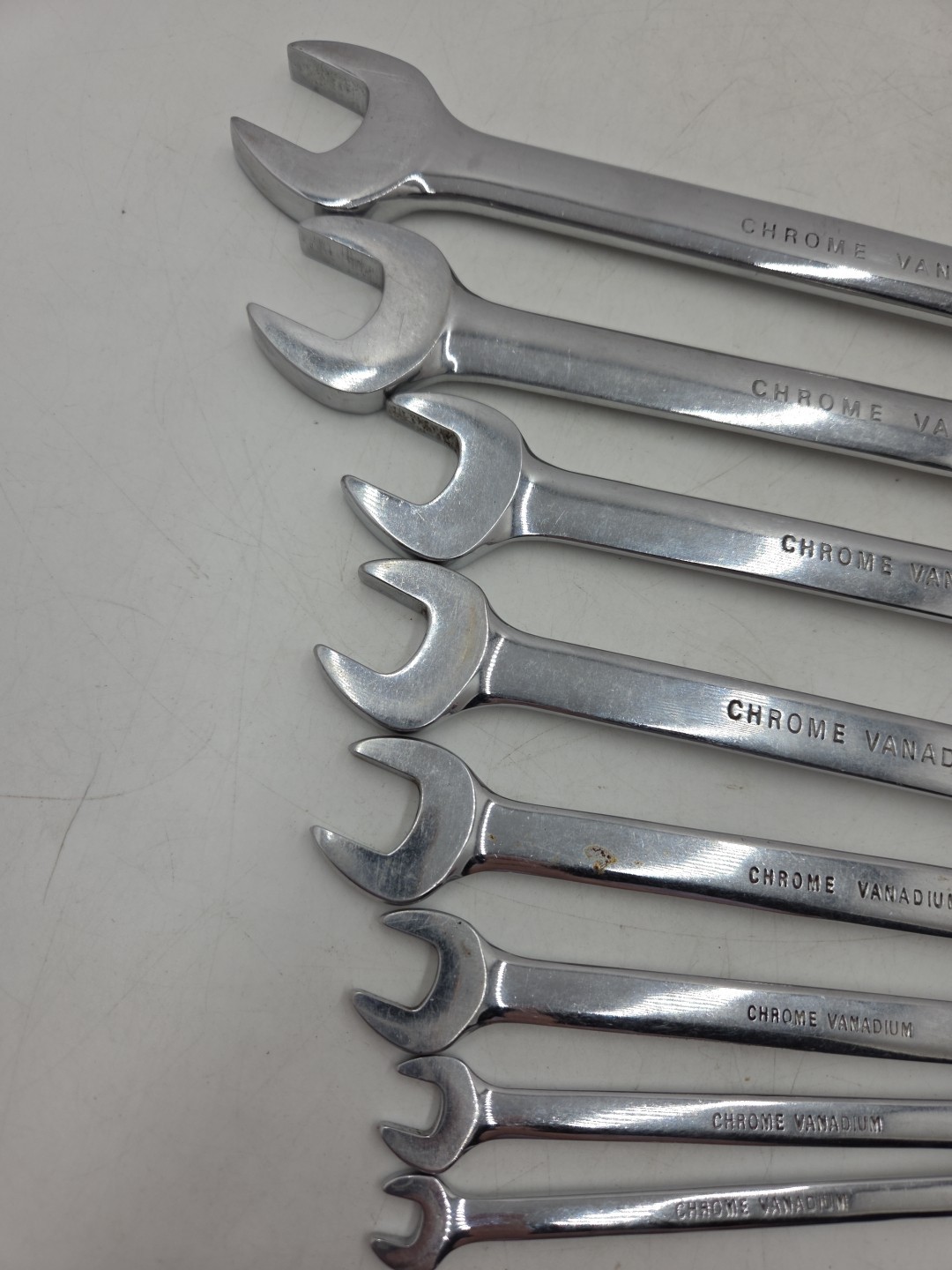 8 Pc. Thorsen Combo Wrench Set SAE 1/4, 5/16, 7/16, 9/16, 5/8, 11/16, 13/16, 7/8
