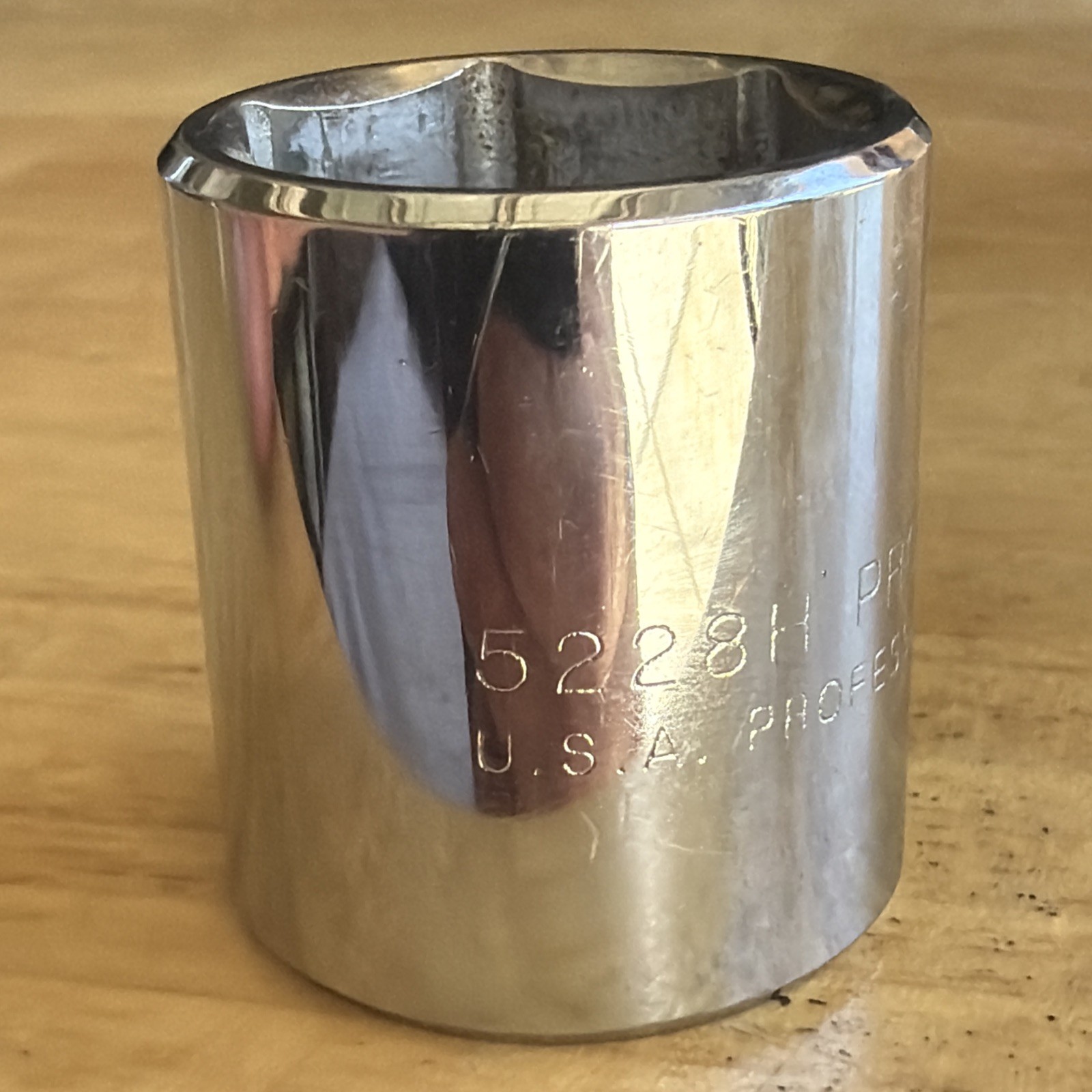Proto Professional Tools 7/8″ Shallow Socket 3/8″ Drive 6 Point 5228H USA