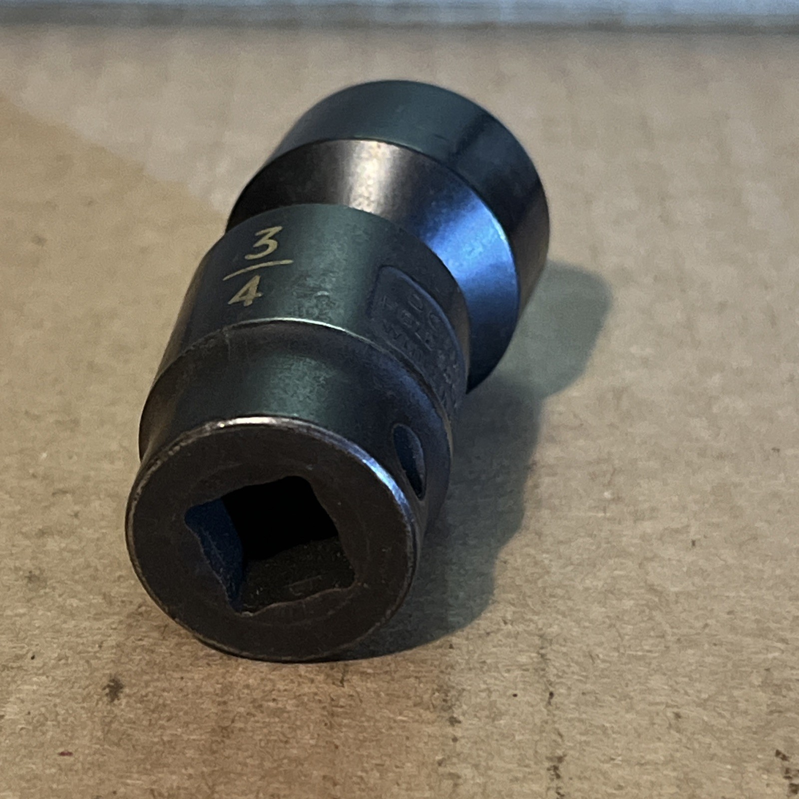Matco Tools Universal Swivel Impact Socket Pinless 3/4″ 19mm BUP246B
