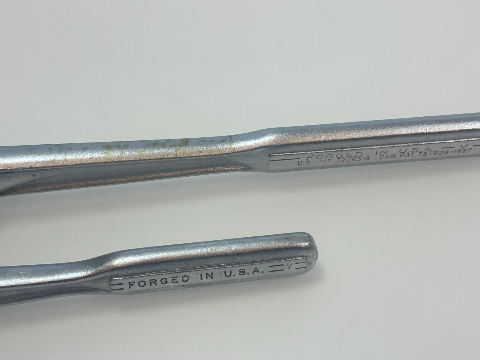 🇺🇸 Craftsman Tools USA 2pc V Series 1/2″ & 3/8″ Drive Ratchet Set w/ Oil Ports