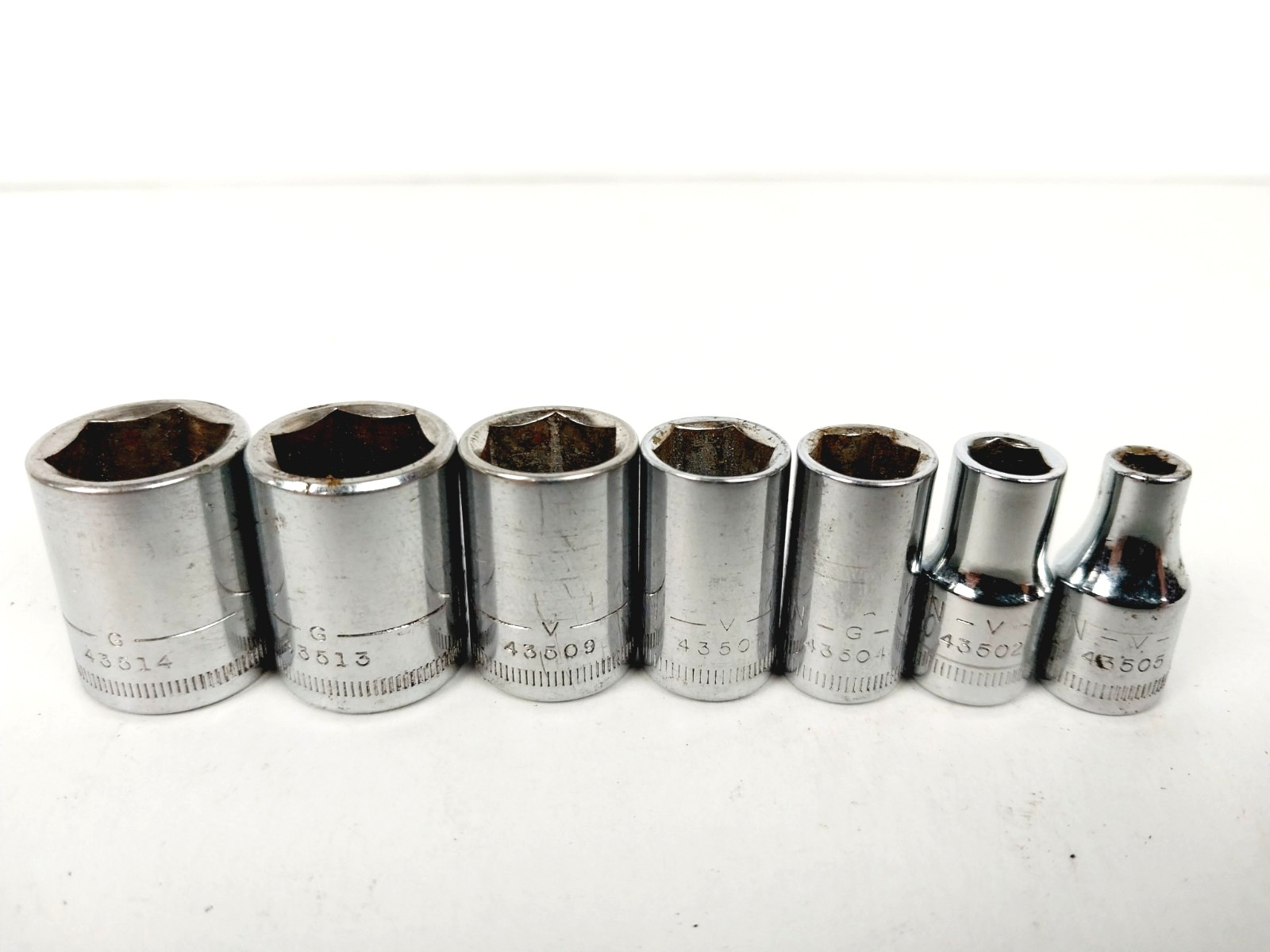 Vtg 9-Pc Craftsman 1/4 Drive Metric Shallow 6-Pt Socket Set 13 12 11 9 8 8 6 6 4