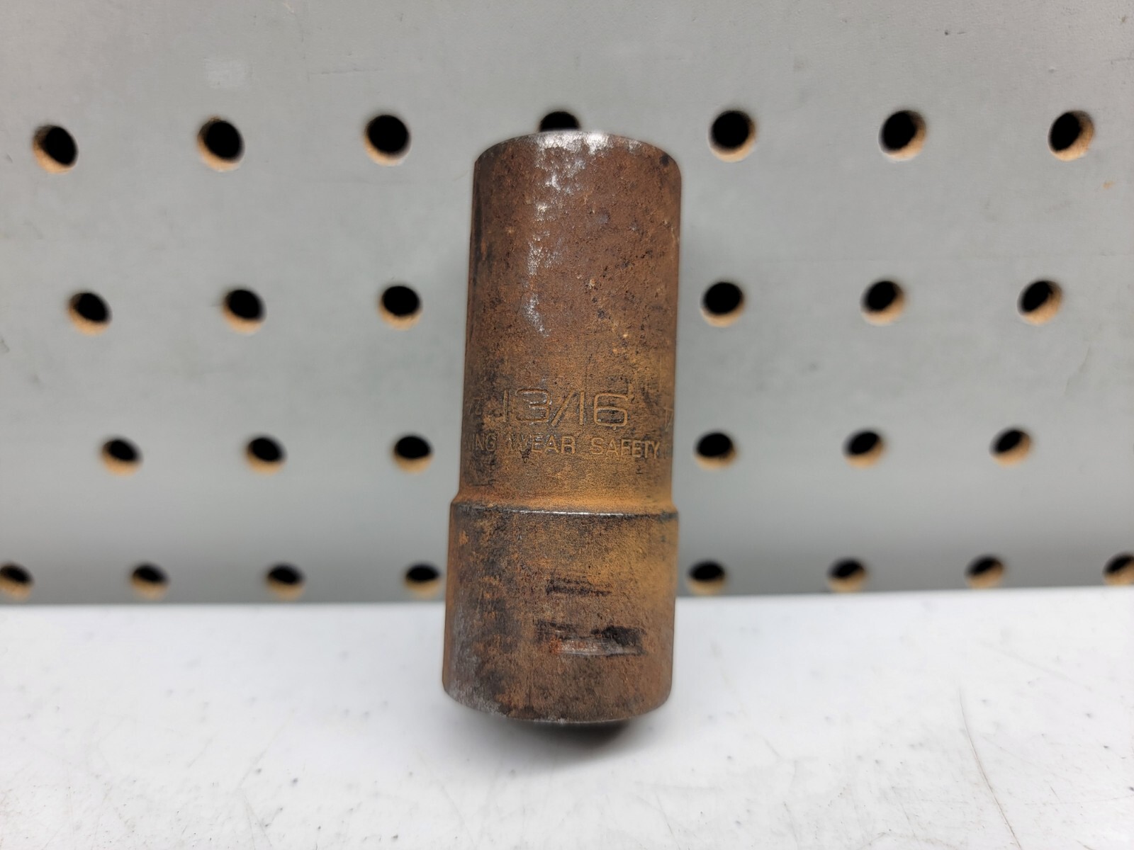 Snap On A98A 1/2 inch drive 3/4 x 13/16 Double Ended Lugnut Socket b-x