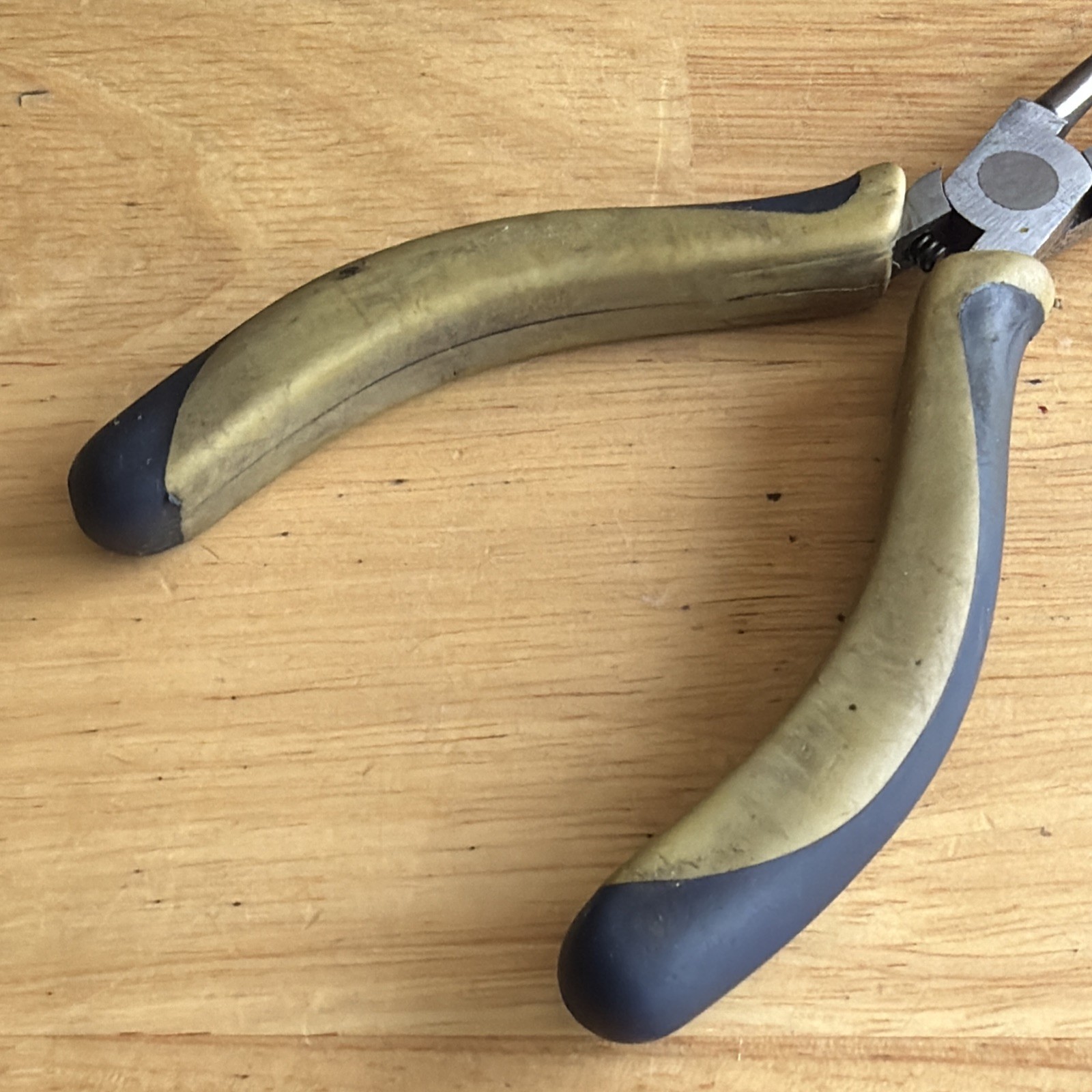 Blue Point Tools 5″ Long Mini Round Needle Nose Pliers B75CMP