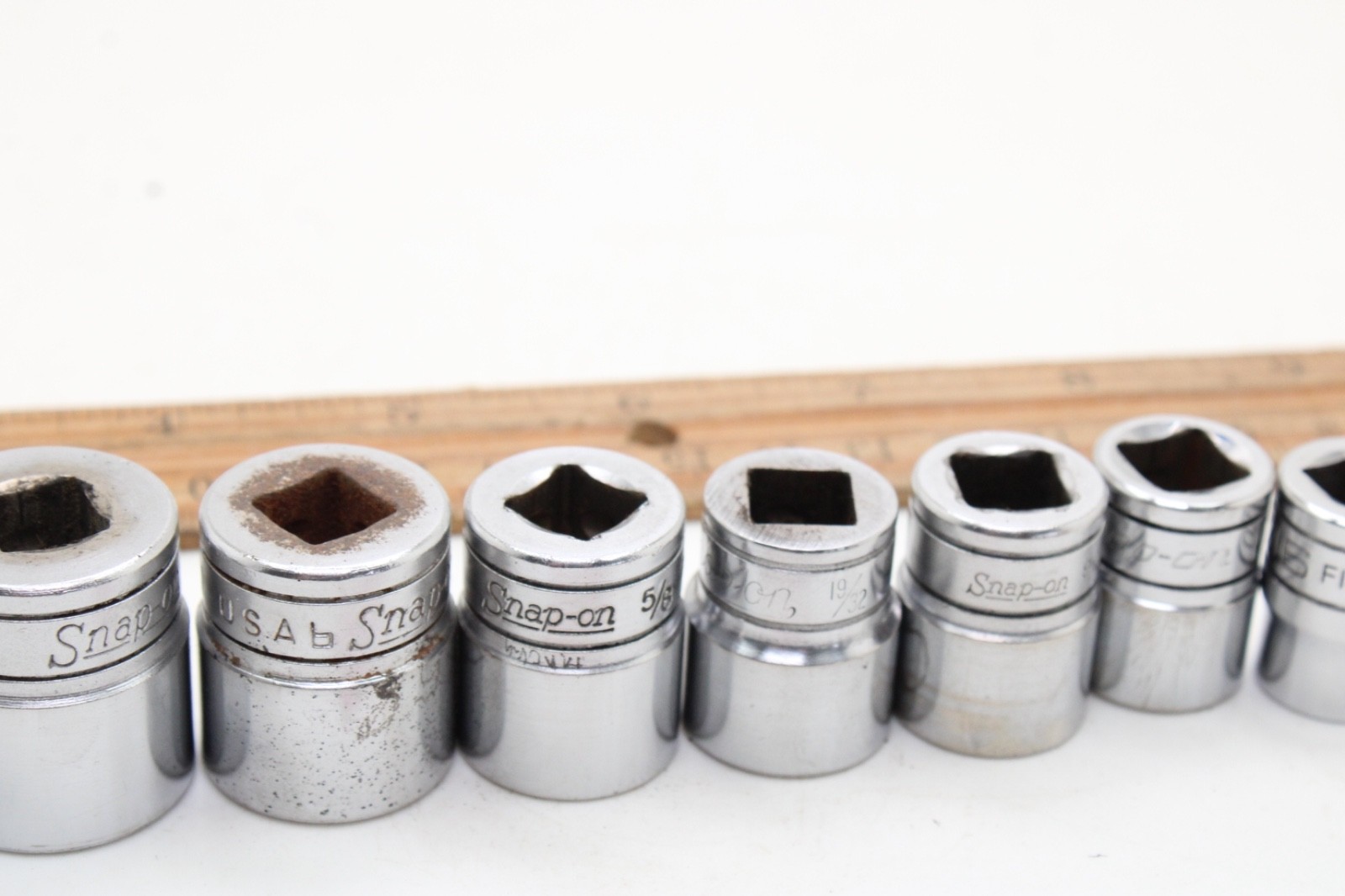 Snap-on F081 – F281 1/4-7/8″ 3/8″ Drive 12 Point 12 Piece SAE Chrome Set USA