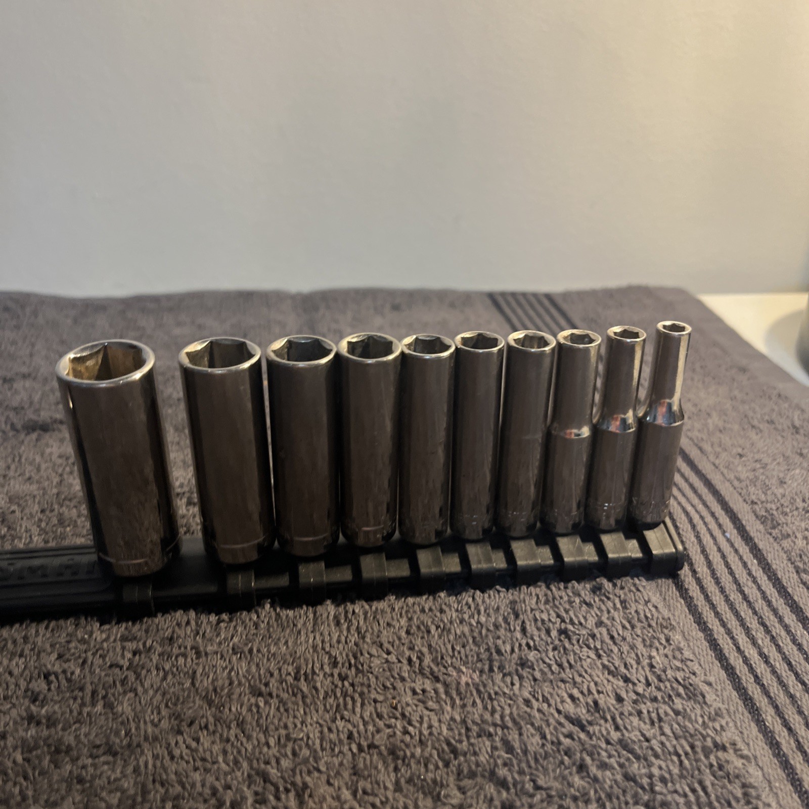 Craftsman 21 Piece 1/4″ Socket Set Deep & Shallow With Rail 6 Point