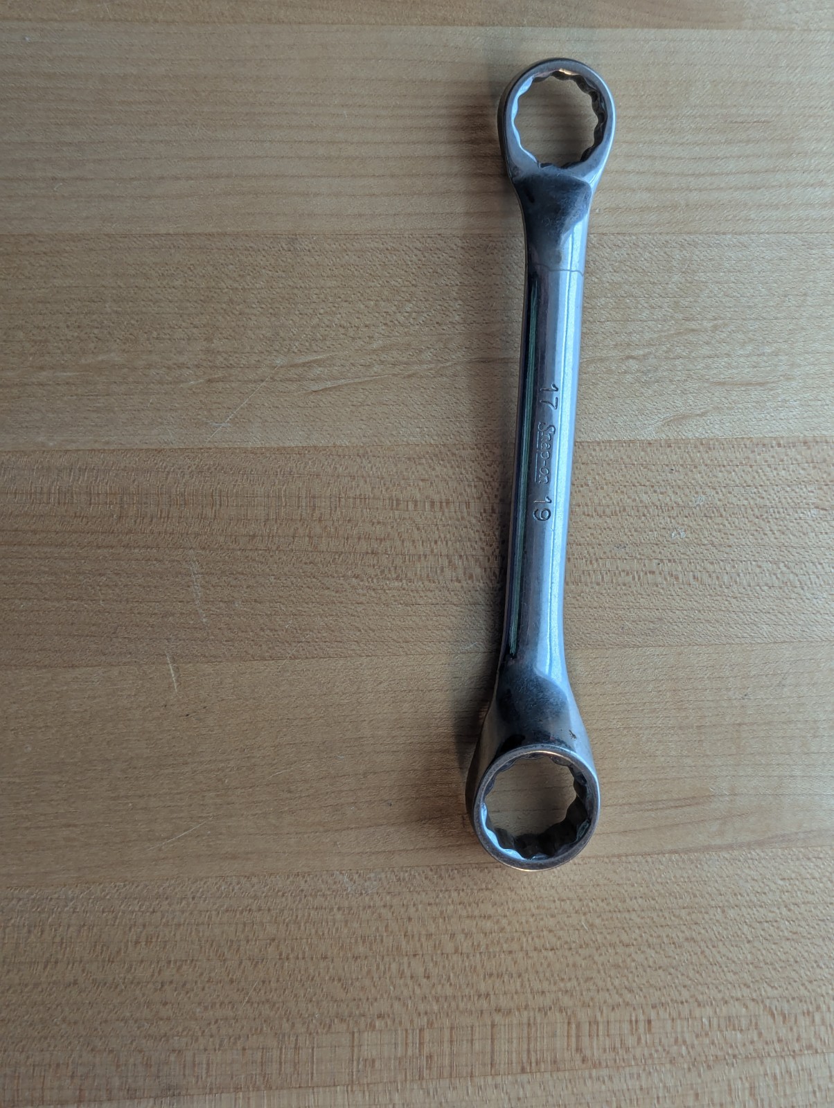 Snap On XSM1719 17mm X 19mm 10° Metric Offset Box Wrench