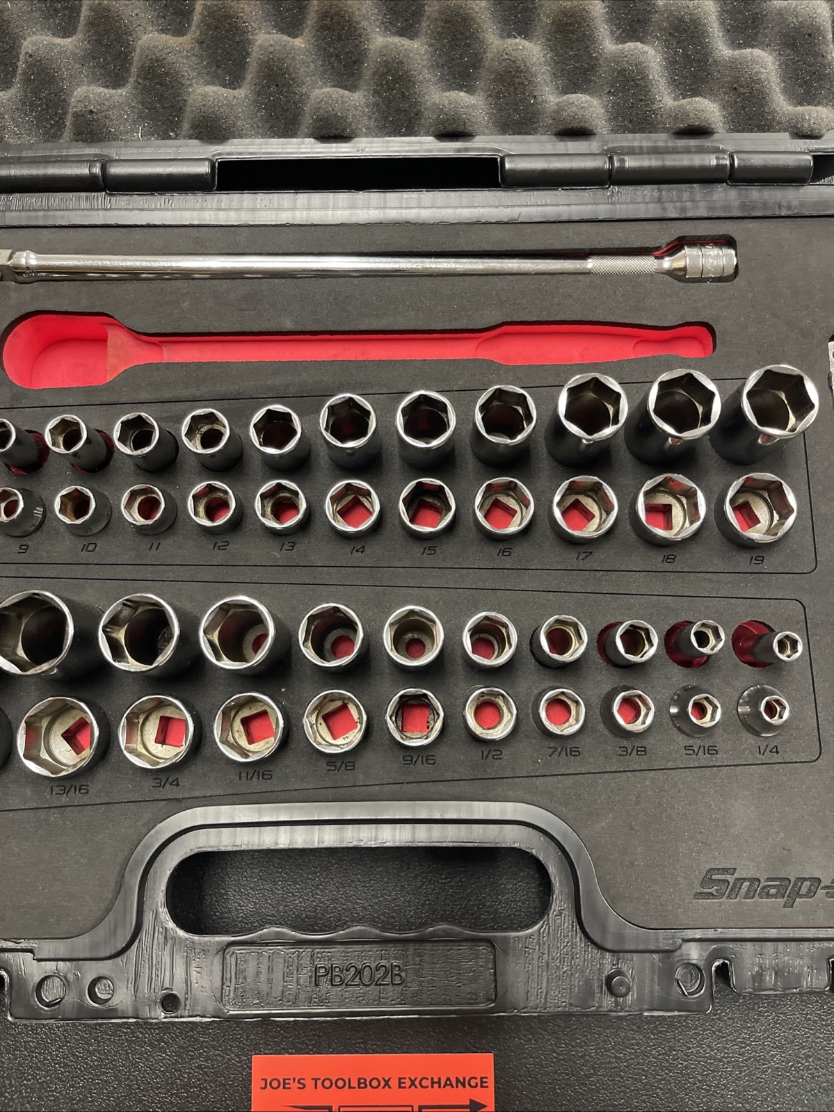 Snap On 51 pc 3/8″ Dr. 6 Pt. Metric SAE General Service Set 251FSMBFR No Ratchet