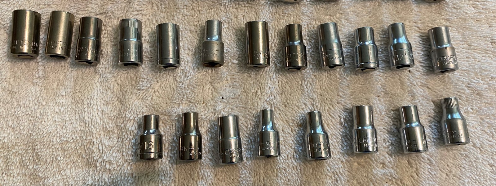 Lot of 38 – Craftsman 1/4″ Drive Assorted SAE & Metric Sockets, Made in USA