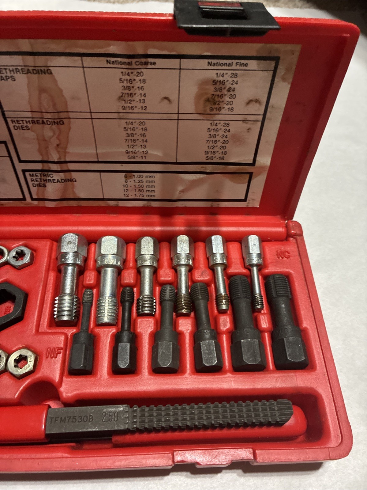 Snap-On RTD33 Fractional / Metric Rethreading Set in Case – Made in USA