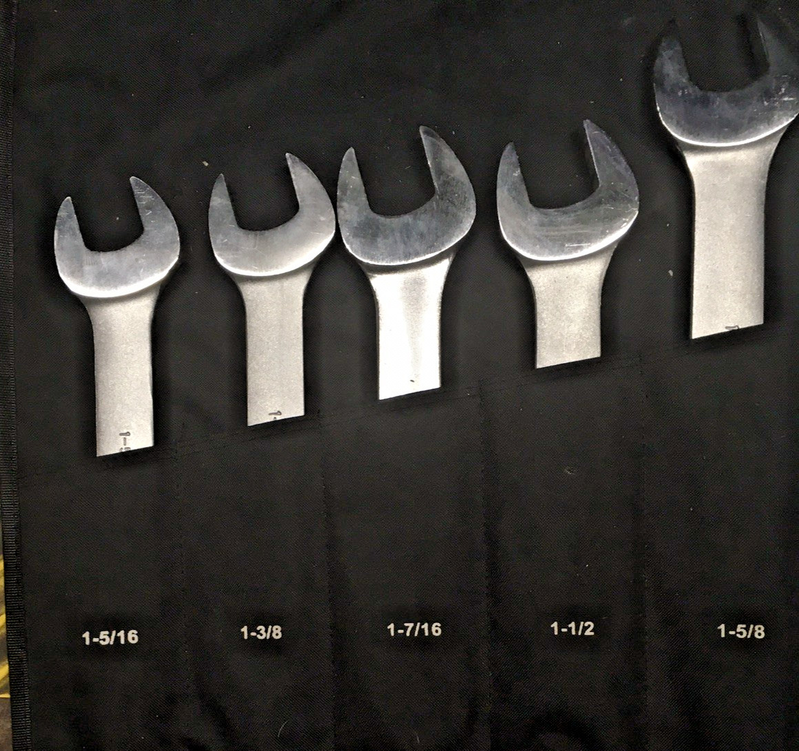 Westward 54DG02 Ratcheting Wrenches Set of 10 20″-26″ w/ Canvas Storage Bag