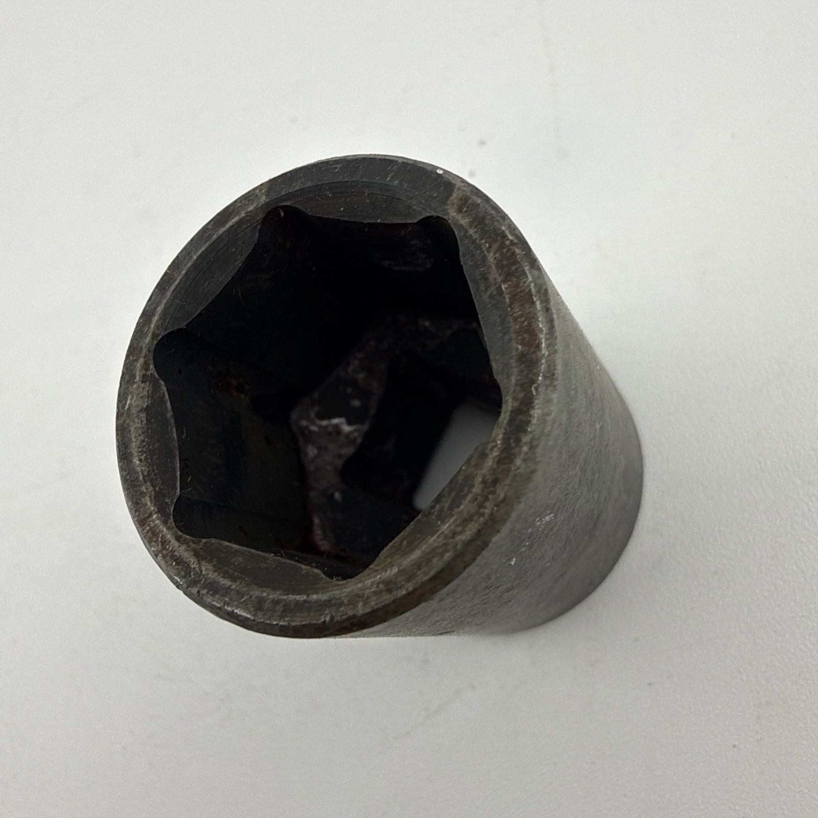 Makita 3/8″ Drive 18mm Metric Impact Socket 6-Point