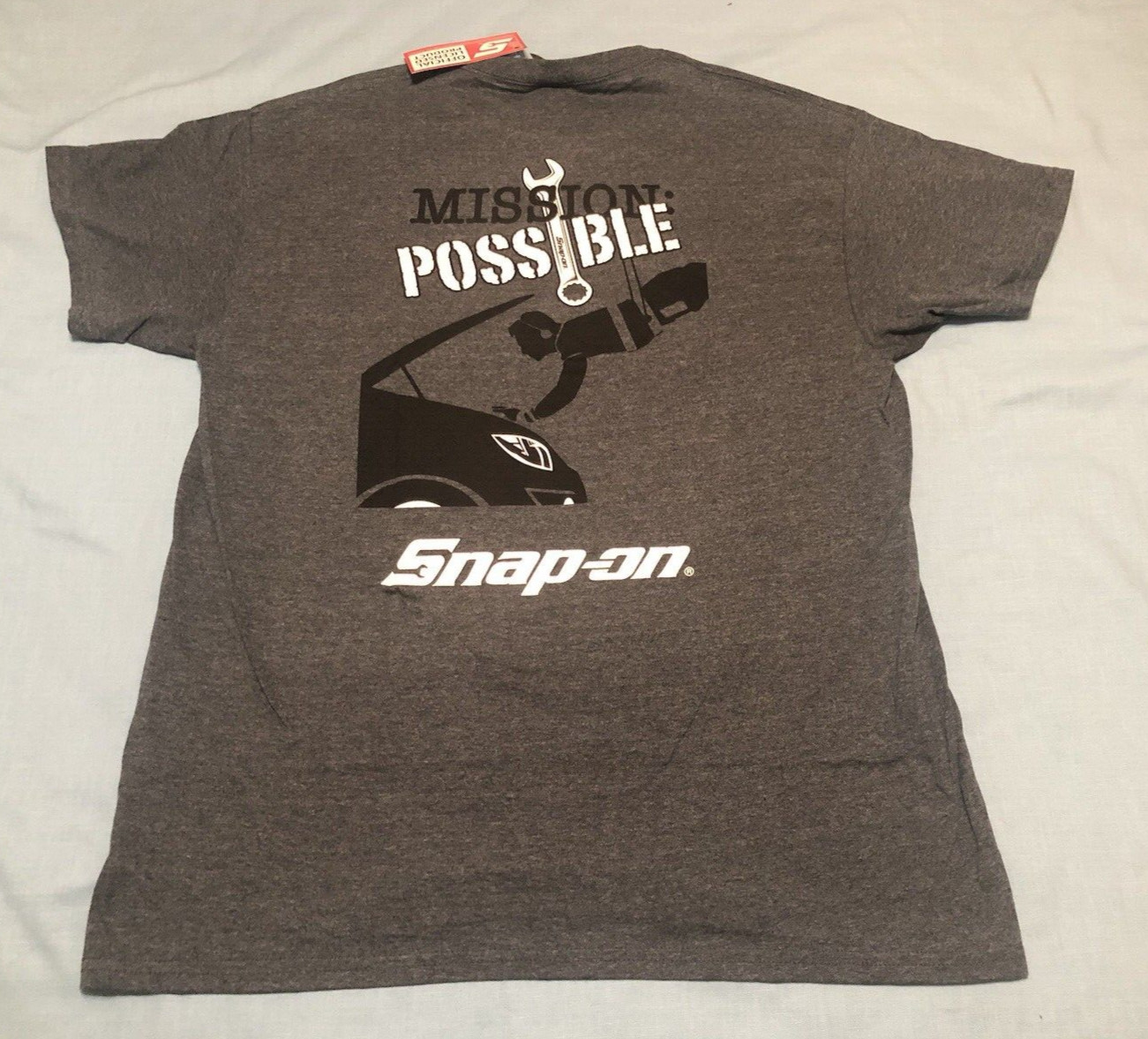 Snap On Tools Mens T-Shirt Gildan Gray Mission Possible Size Medium NEW