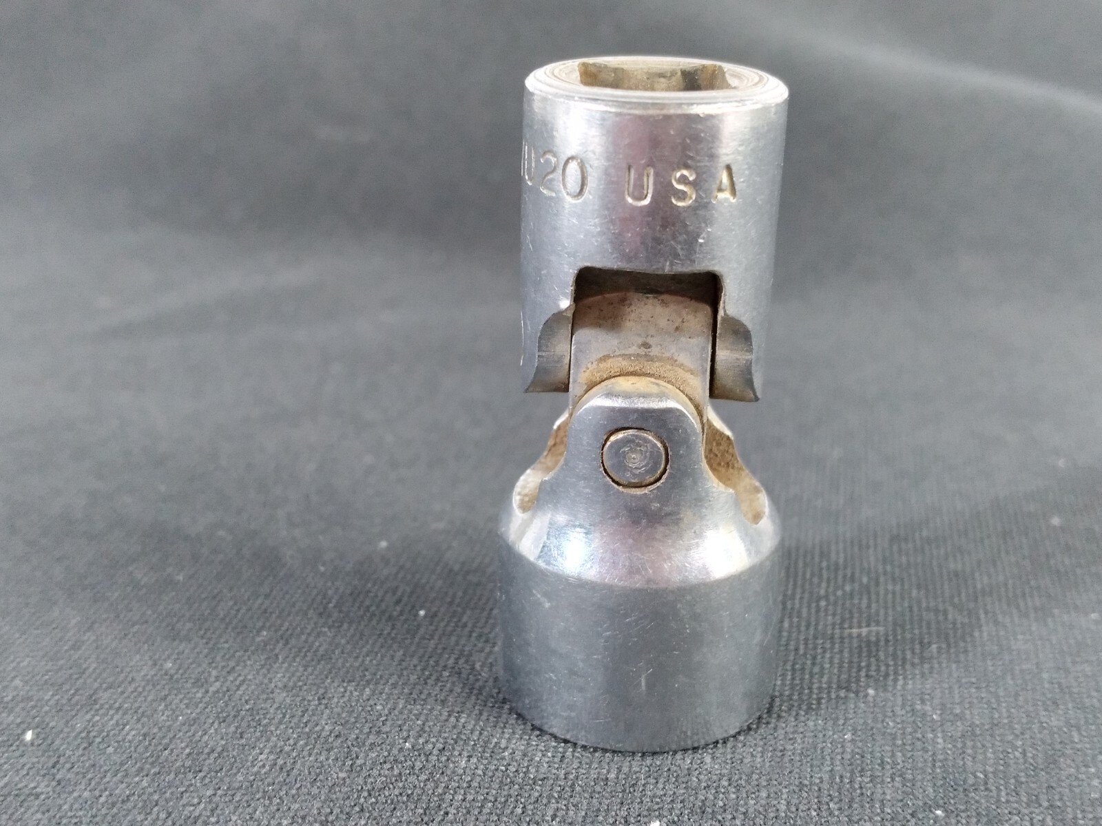 SNAP ON FVU20 3/8″ Drive 12-Point SAE 5/8″ Shallow Universal Socket USA
