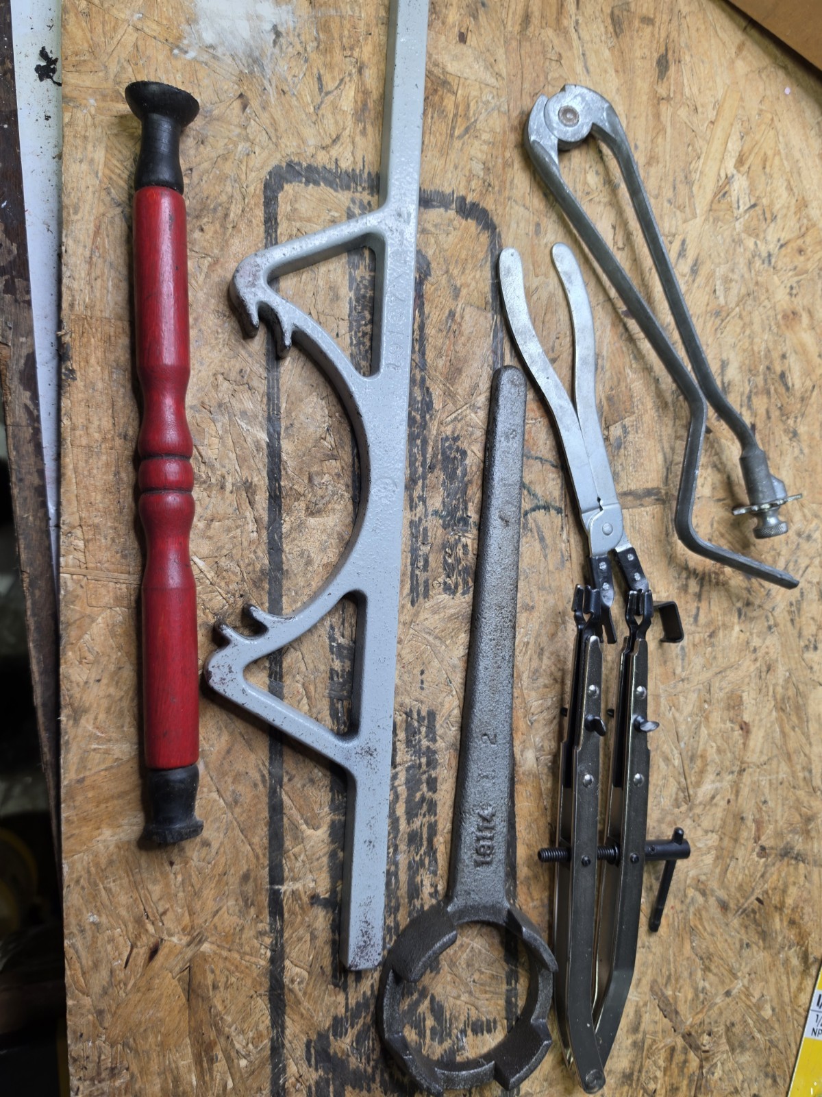 Lot Small Engine Repair Tools