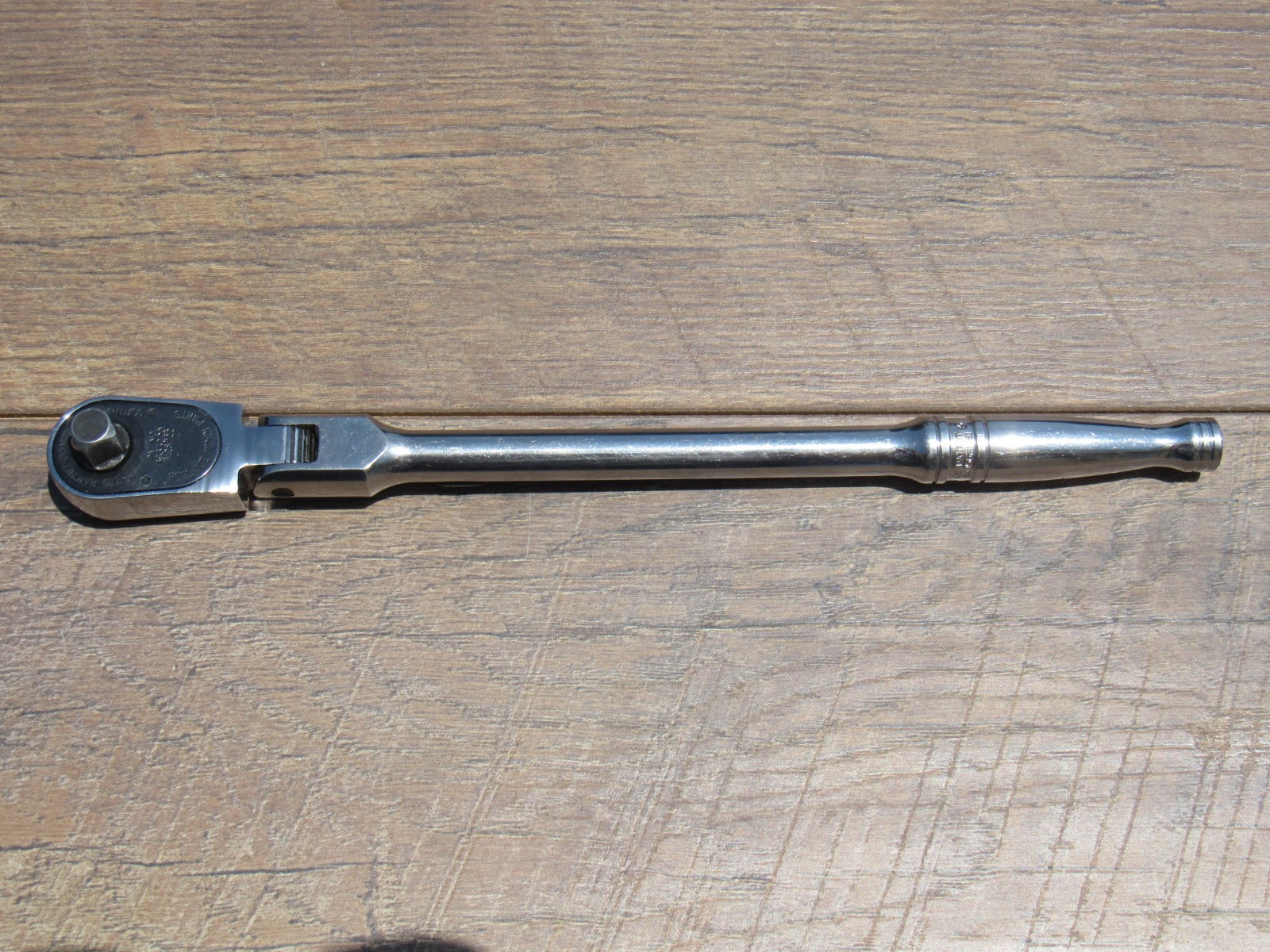 SNAP ON 3/8″ DRIVE FX936A LONG HANDLE LOCKING FLEX HEAD RATCHET NEW LOGO 11.5″
