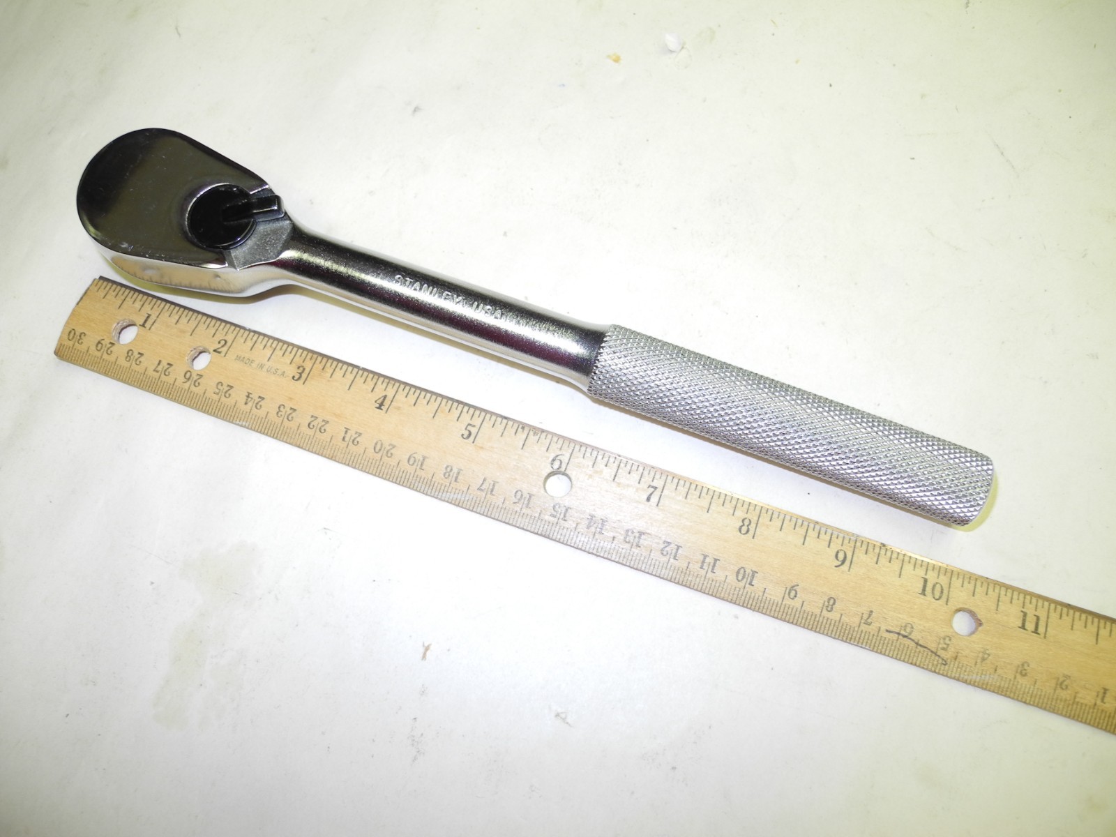 MIXED LOT OF 2 SOCKET DRIVES AND 2 BREAKER BARS, 3/8″ AND 1/2″ NICE CLEAN SHAPE