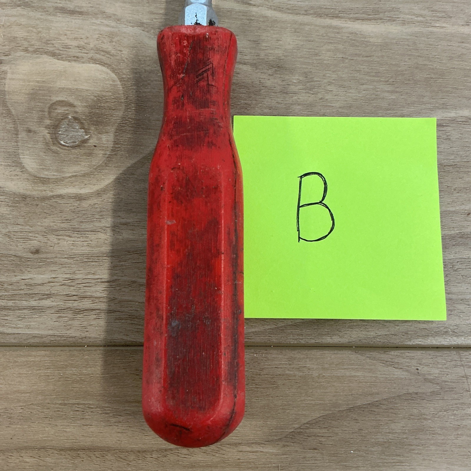 MAC TOOL PKRB8AR Flat Tip Screwdriver with Red Handle 13.5″ Long
