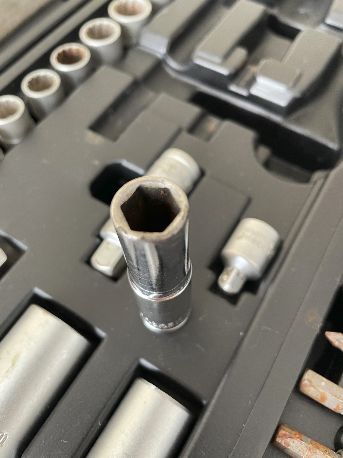 45 Piece 3/8″ Drive Metric Socket & 1/4″ Bit Set With Unior Ratchet Chrome