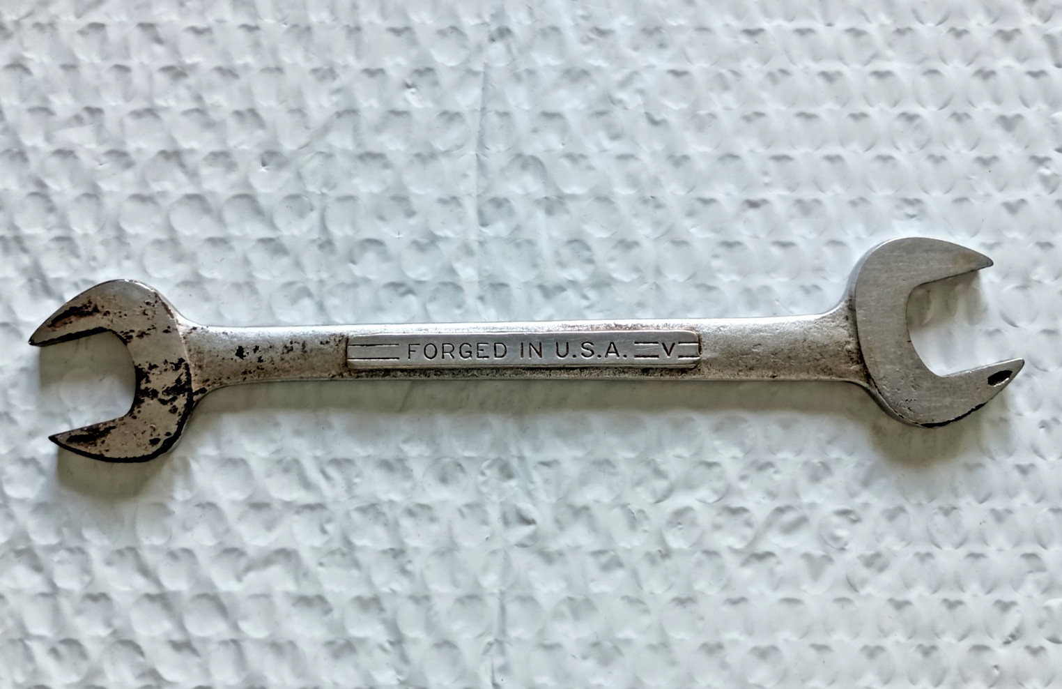 CRAFTSMAN TOOLS USA V SERIES, 25/32″ x 13/16″ DOUBLE OPEN-END WRENCH, 8.5″ LONG.