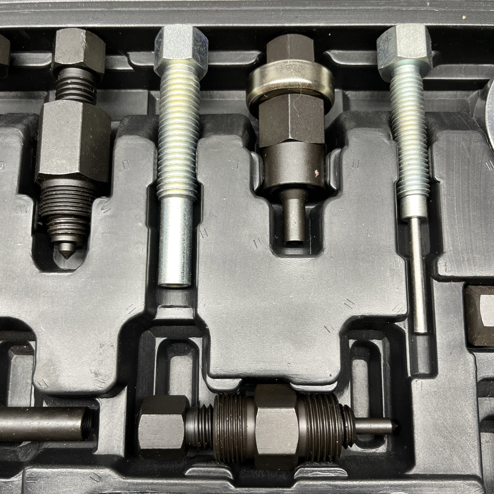 MAC Tools??? Deluxe A/C Clutch Hub Puller & Installer Kit AC20868???