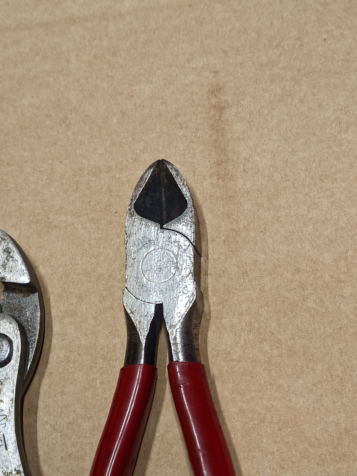 Lot of 4 MAC Tools USA Pliers Needle Nose Side Cutters M437G M526G M317G