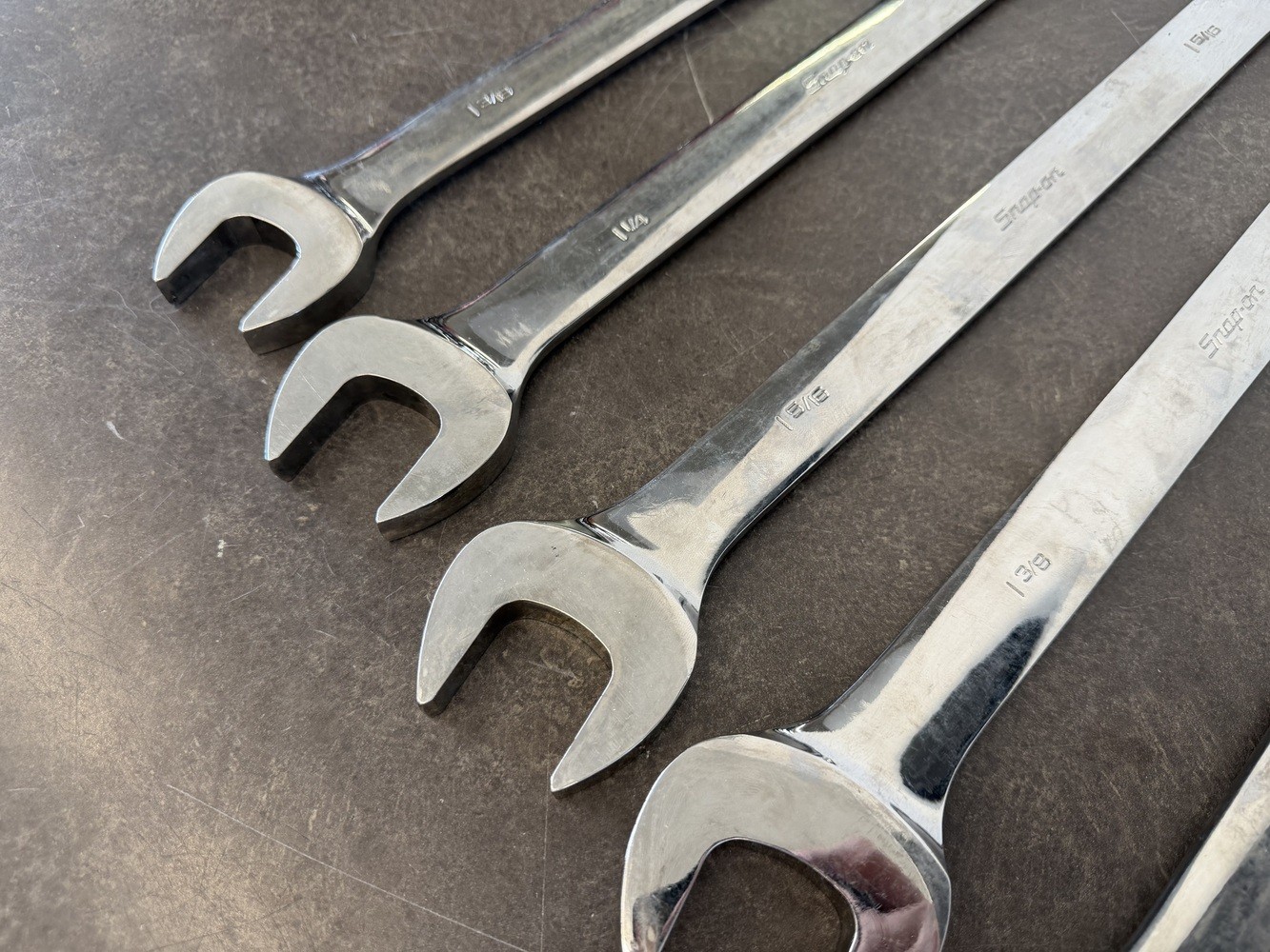 Snap On 6 Large SAE Wrenches 1-3/16″,1-1/4″, 1-5/16″, 1- 3/8″, 1-7/16″, 1-1/2″