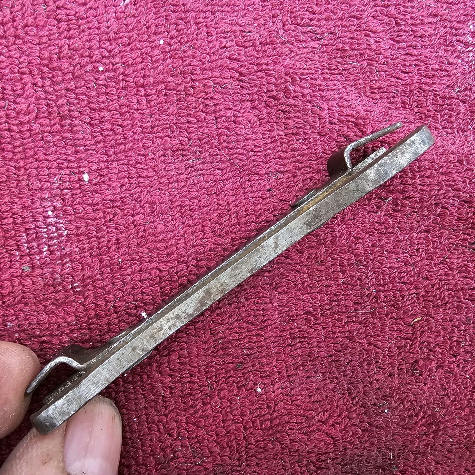 Odd Unmarked Wrench 3-3/4″ Long, Approx 5/16″ x 1/2″