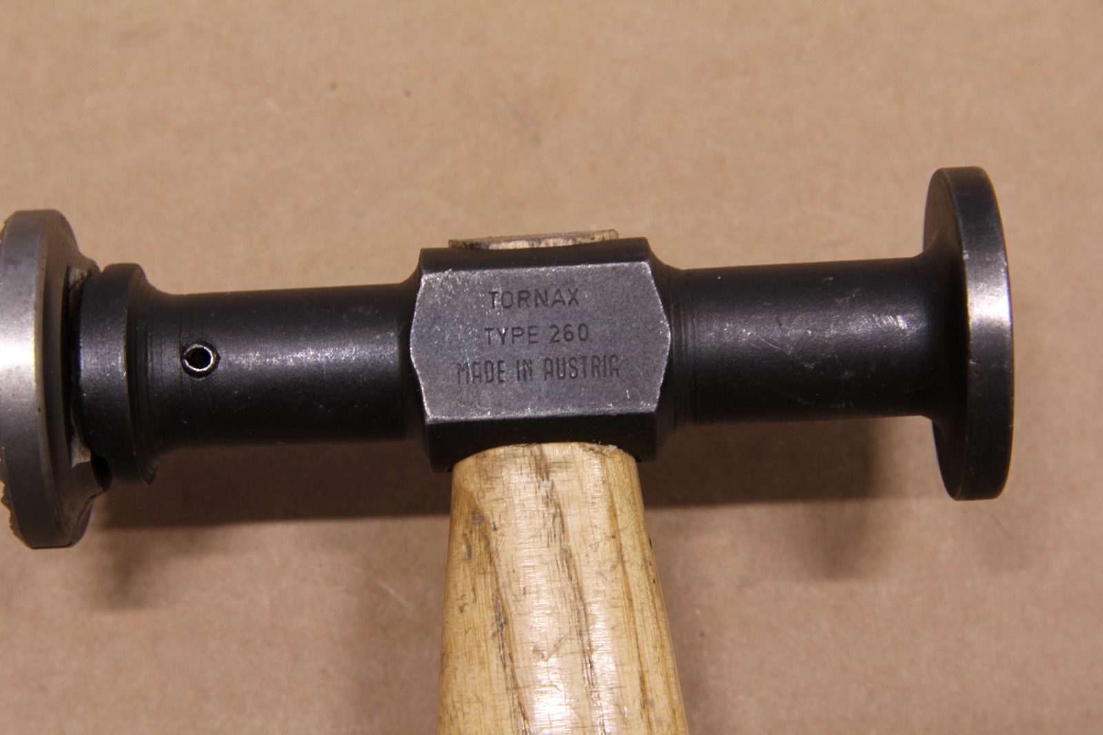 TORNAX Austria Mechanical Shrinking Hammer Round Waffle Auto Body Round Smooth