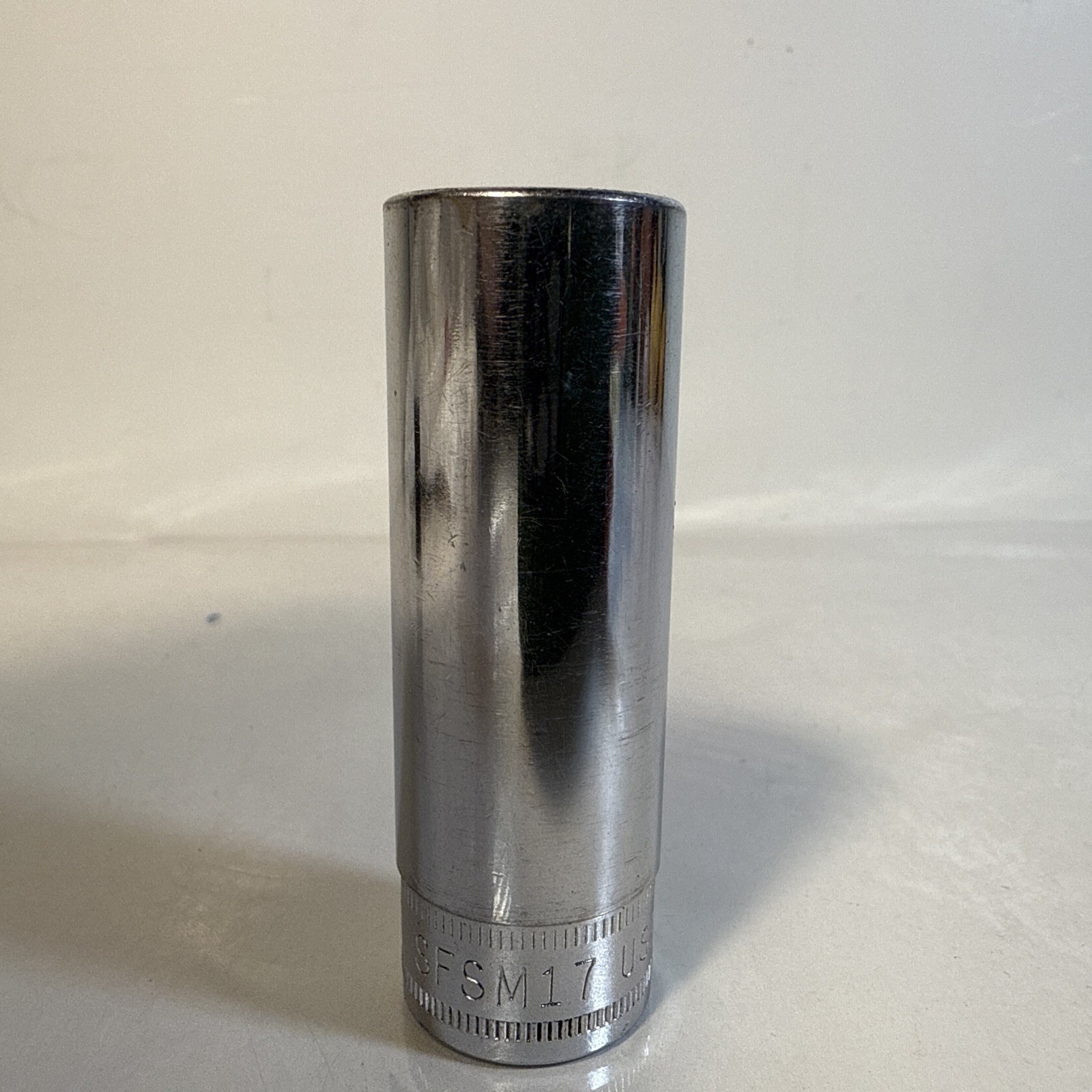 Snap On Tools SFSM17 3/8 Dr 6Pt Metric 17mm Flank Dr Deep Chrome Socket USA 1997