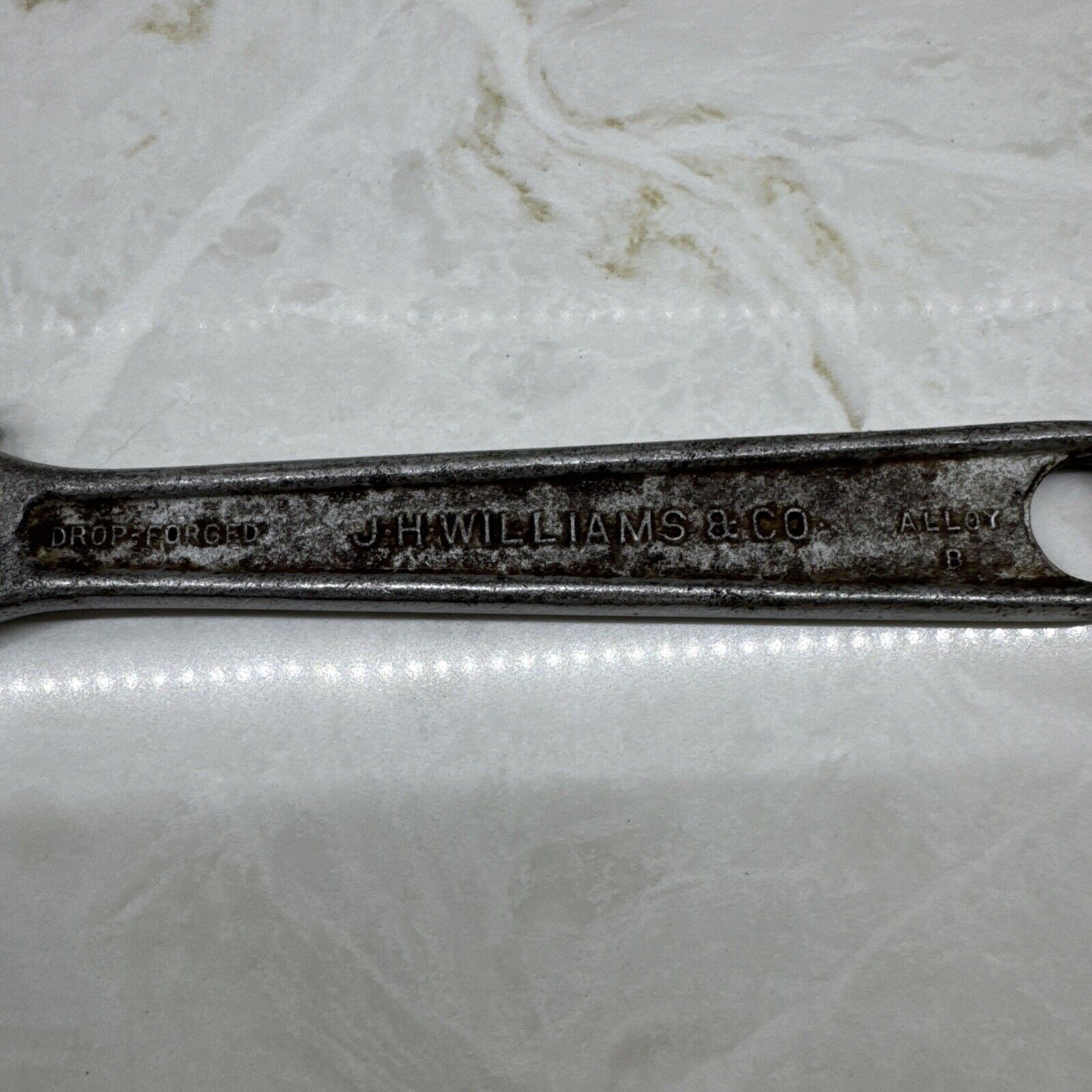 J.H. WILLIAMS & Co. TOOLS 8″ LOCKING ADJUSTABLE WRENCH «SUPERJUSTABLE» USA –