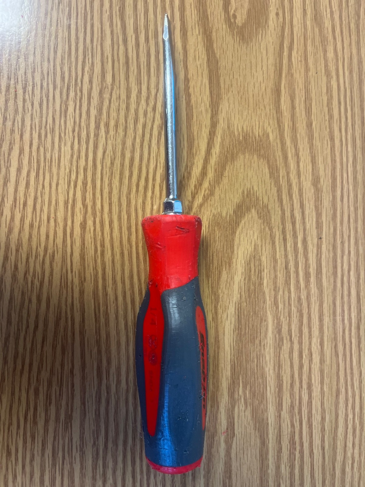 SNAP ON SHD4 -RED/GRAY COMFORT GRIP HANDLE 1/4 FLAT BLADE 8.75″ LONG LOT#45