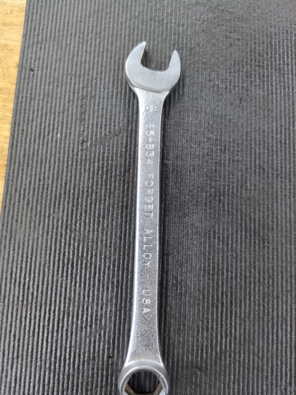 Stanley Tools 86-834 7/16 In SAE 6 Point Combination Wrench 86-834