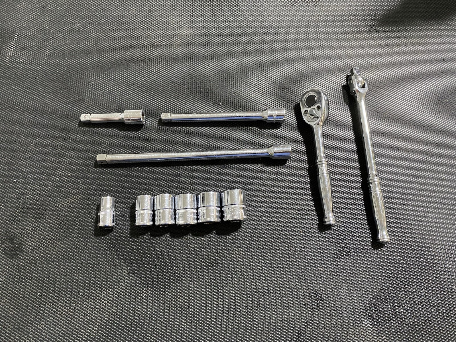 SNAP ON 1/4 INCH DRIVE Ratchet, Breaker Bar Set, Sockets 7, 10-14 Metric Shallow