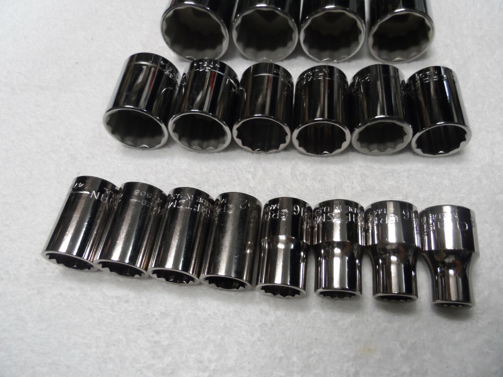 Craftsman 1/2″ Drive SAE Shallow Socket Set, NOS USA 12pt 18 pcs (3/8 to 1-1/4″)