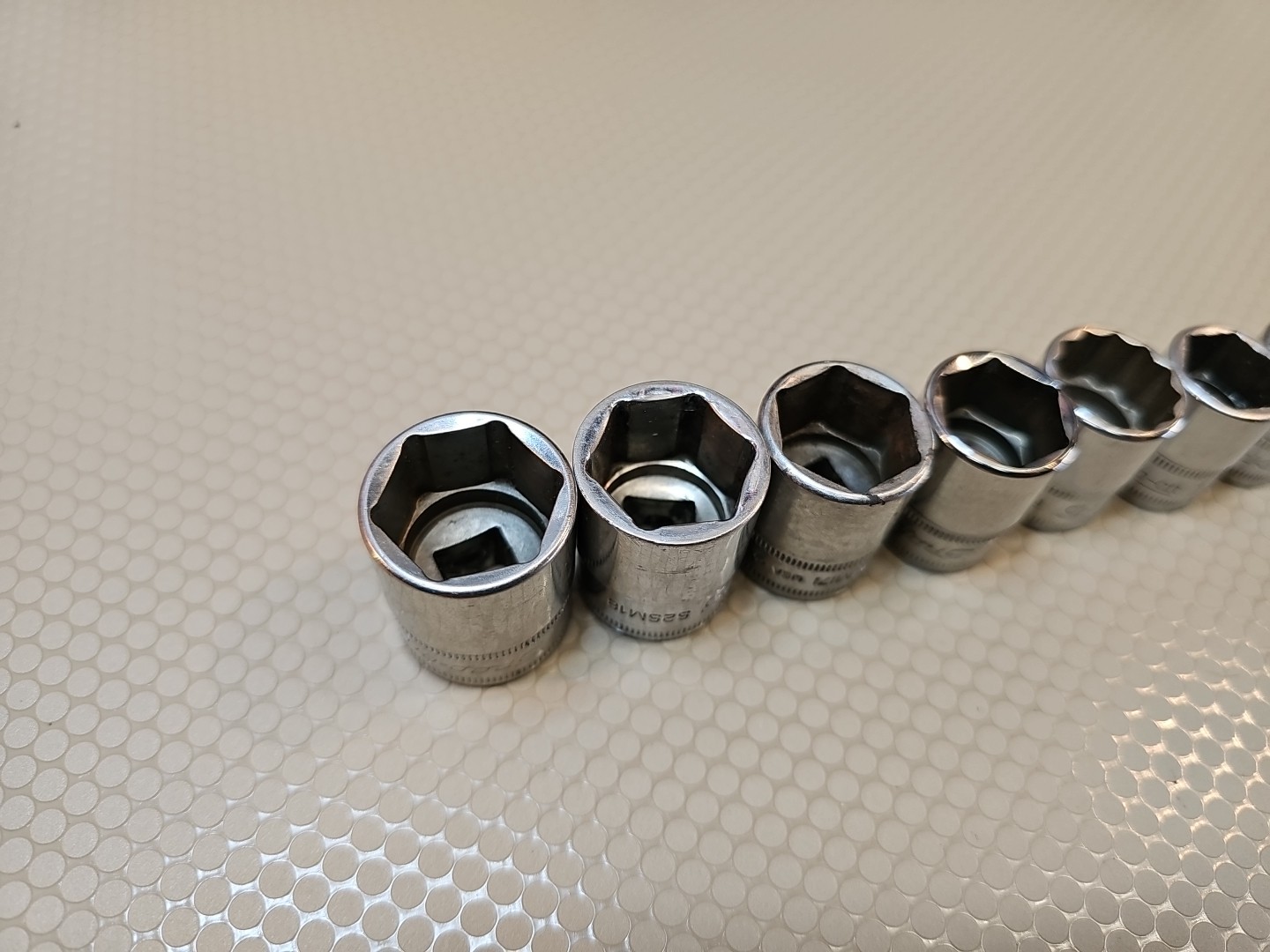 Snap-on FSM 11 pc 3/8″ 6-Pt Metric Shallow Socket Set- 9mm to 19mm USA *READ*