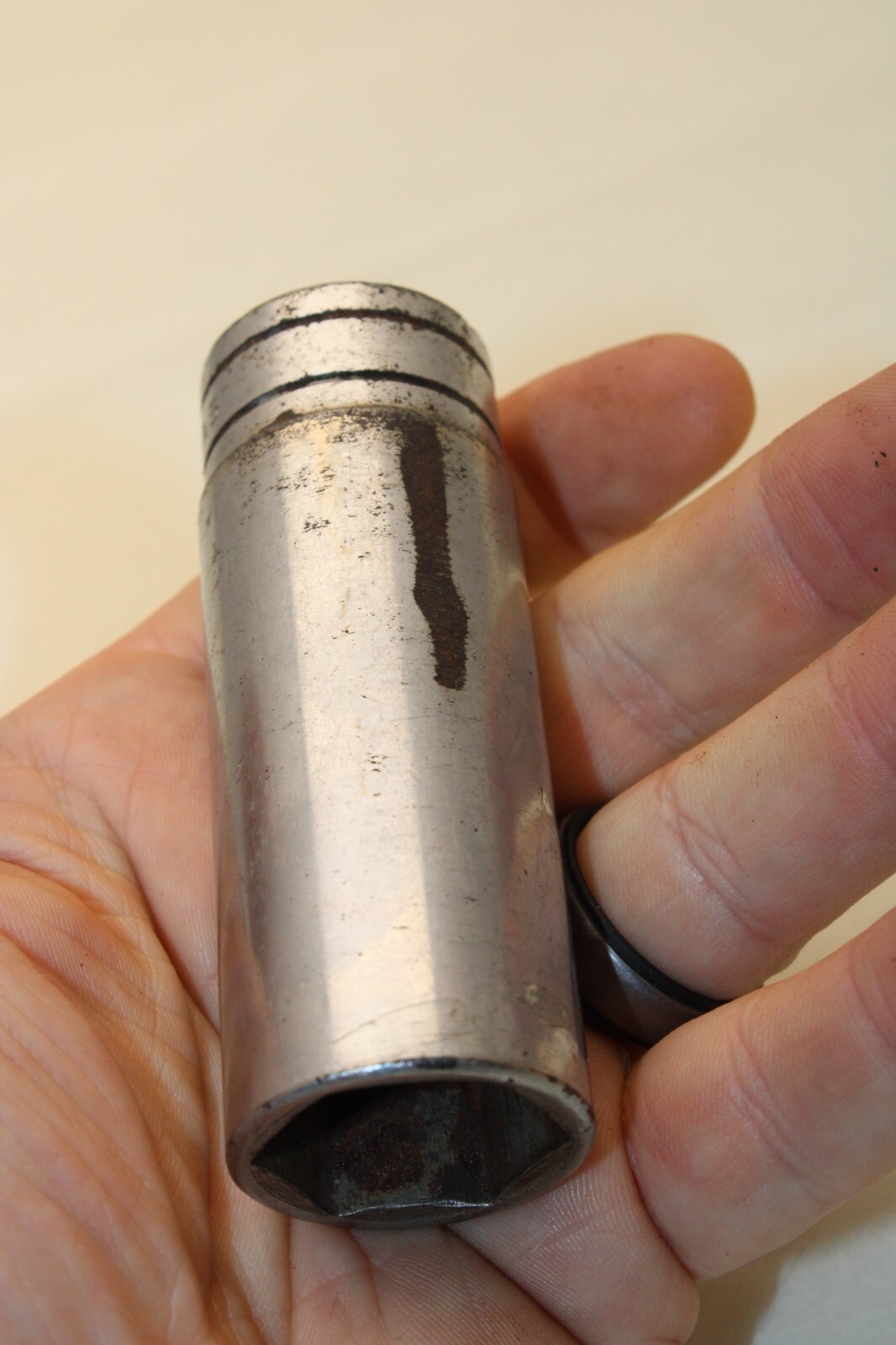Snap On 1/2″ Drive 7/8″ 6PT Deep Chrome Socket TS281